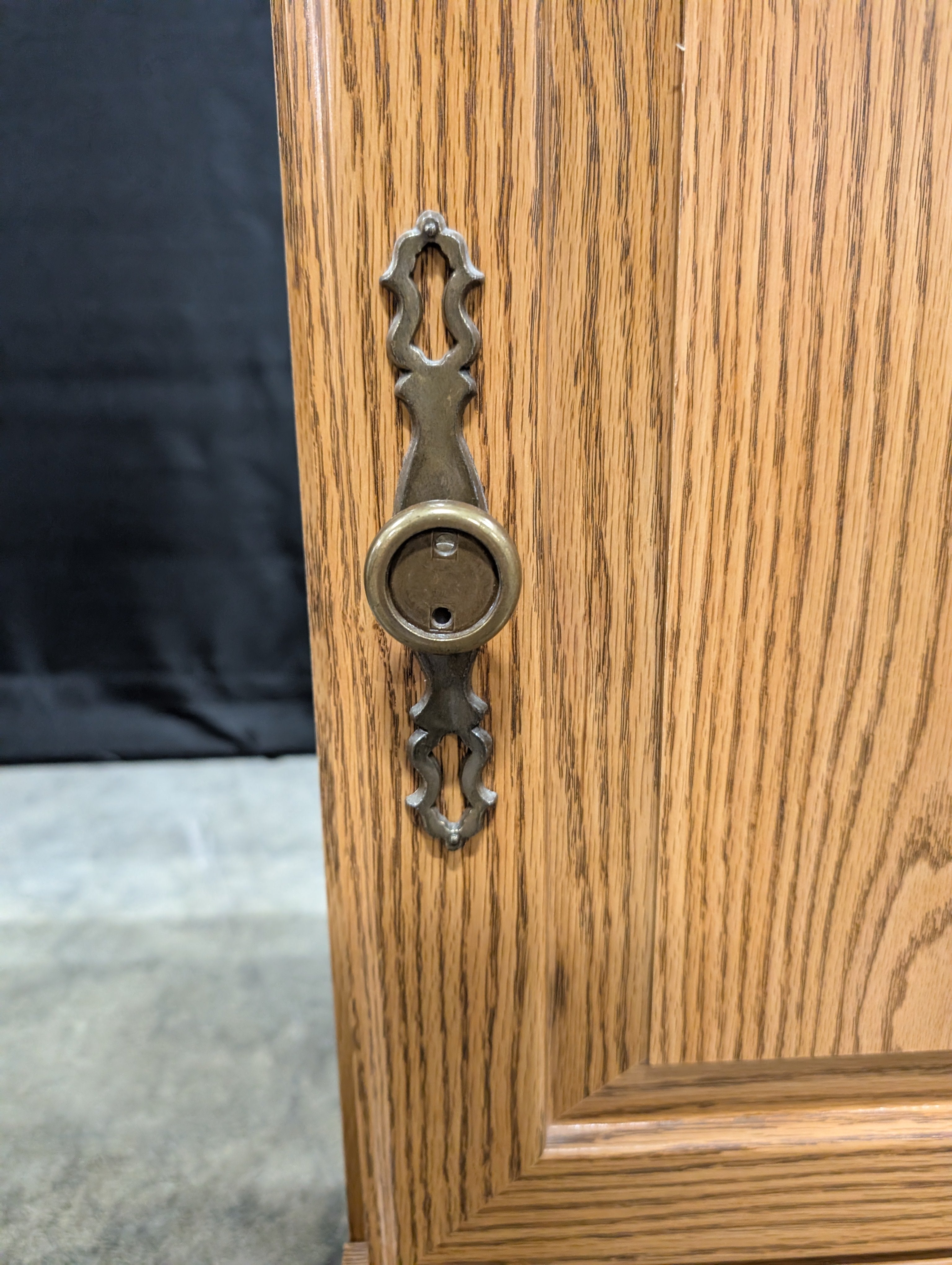 Wooden nightstand with Multiple Compartments