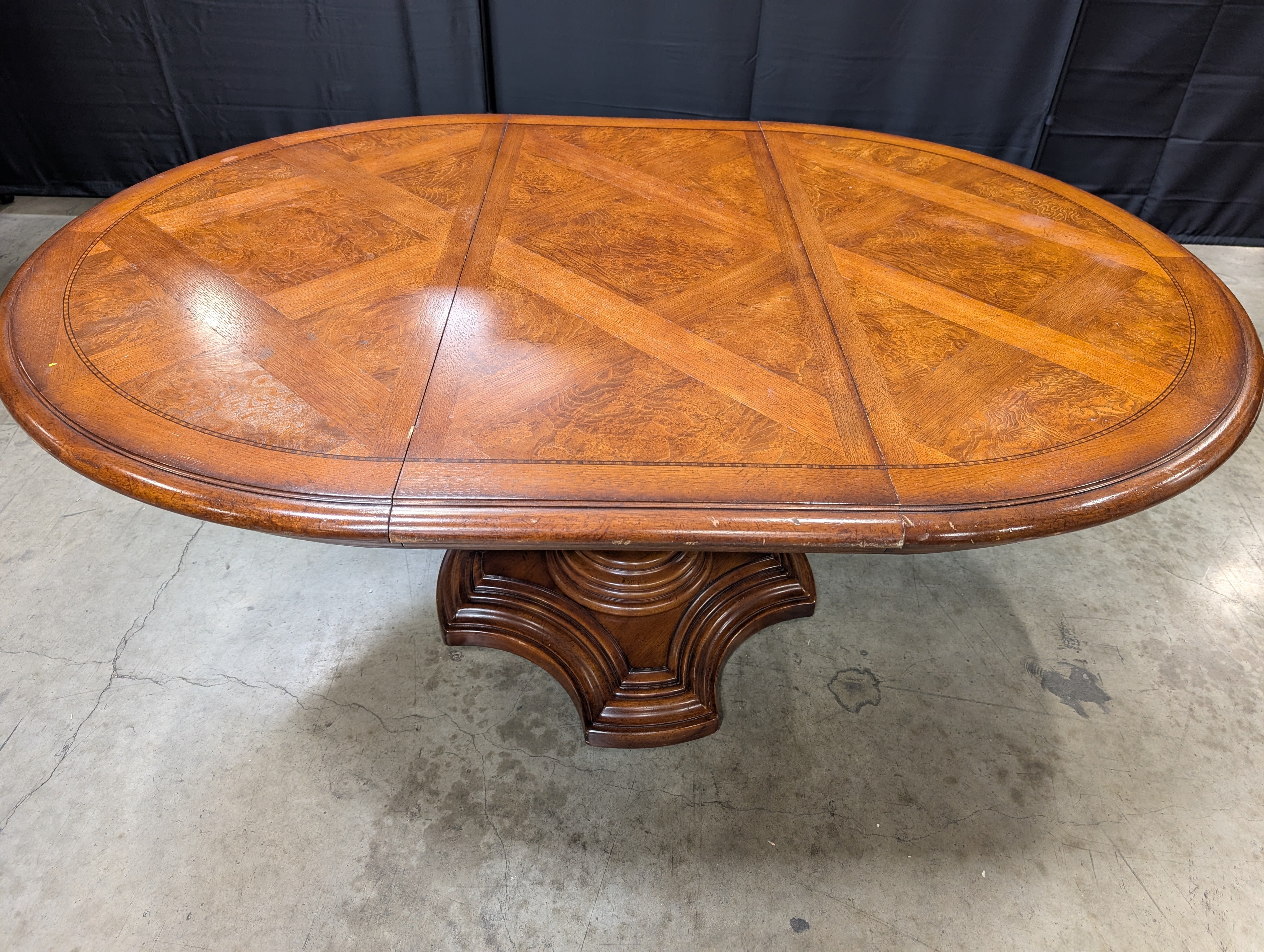 Round Inlaid Wood Pedestal Dining Table