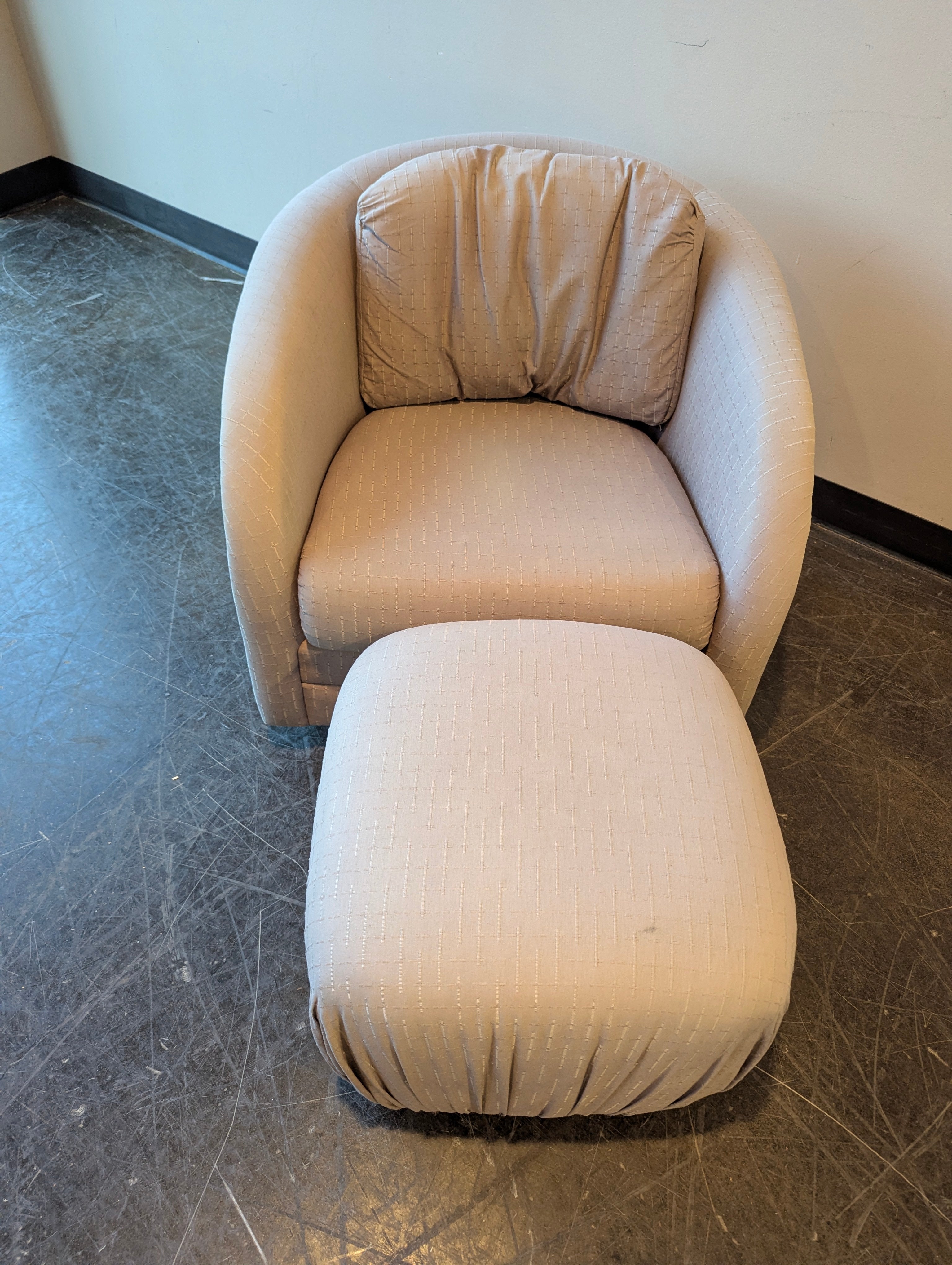 Contemporary Curved Upholstered Club Swivel Chair and Ottoman Set