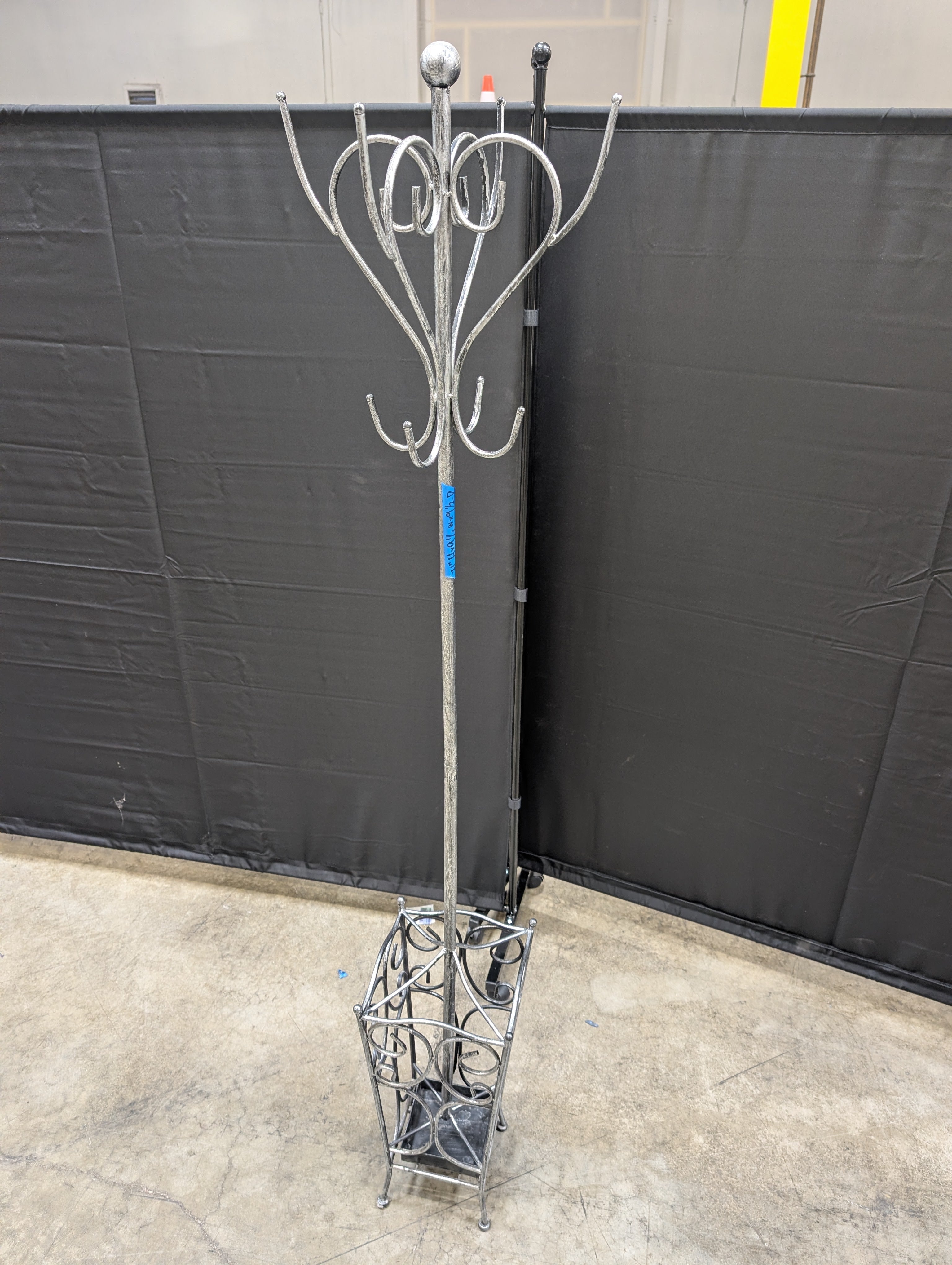 Decorative Metal Coat Rack with Umbrella Stand
