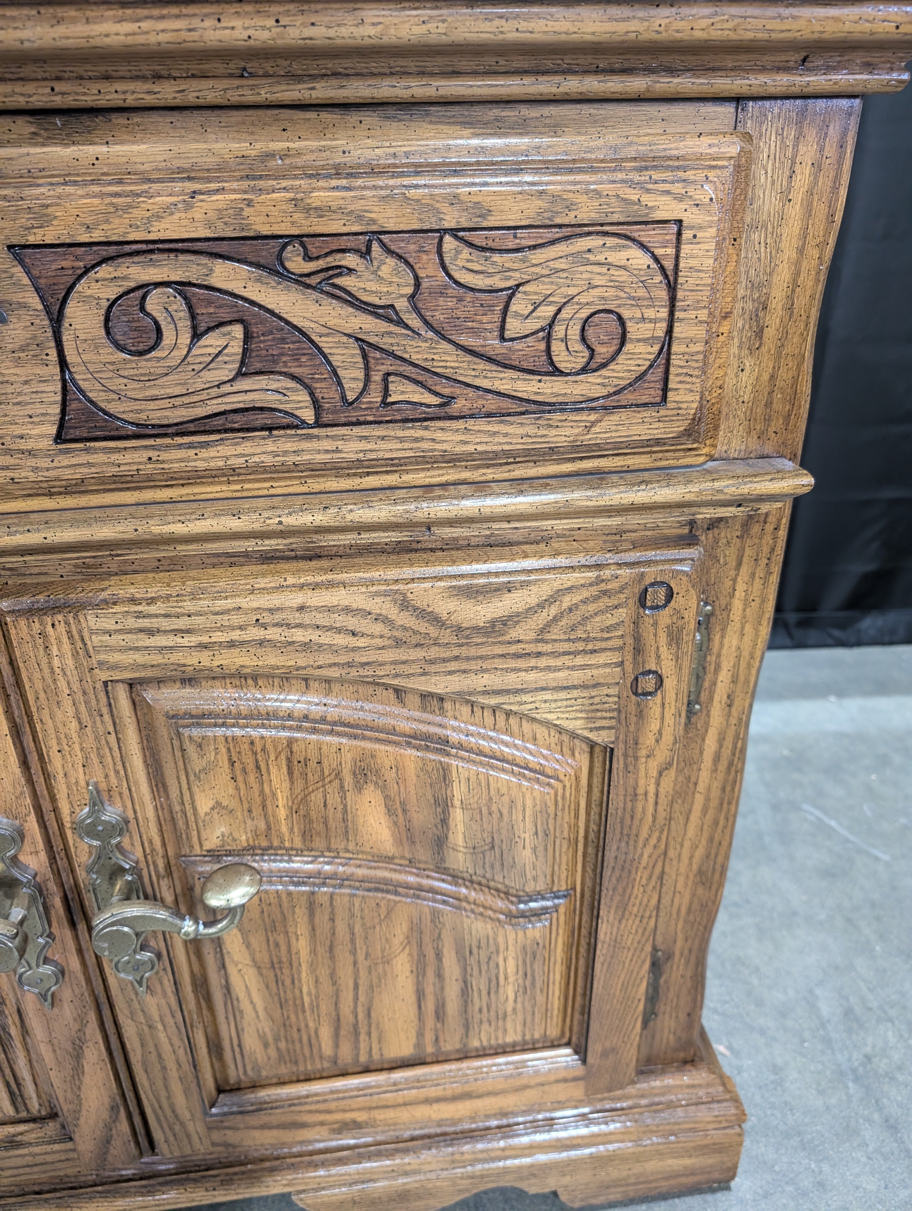 American Drew Flip-top Buffet Server