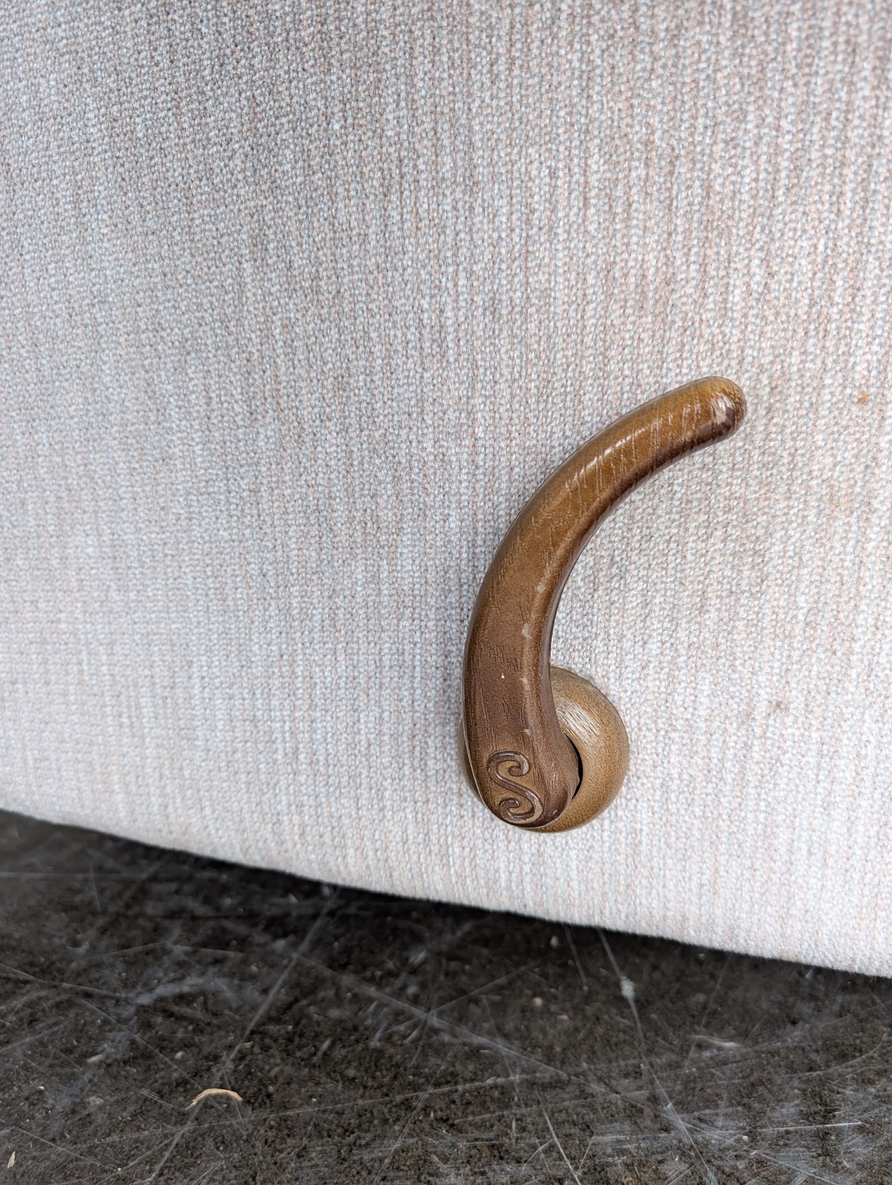 KROEHLER Classic Upholstered Recliner Chair