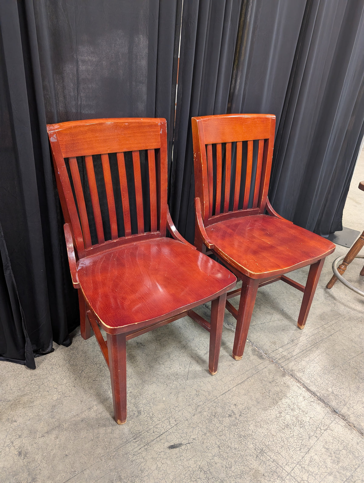 Pair of Slat Back Wooden Dining Chair in Cherry