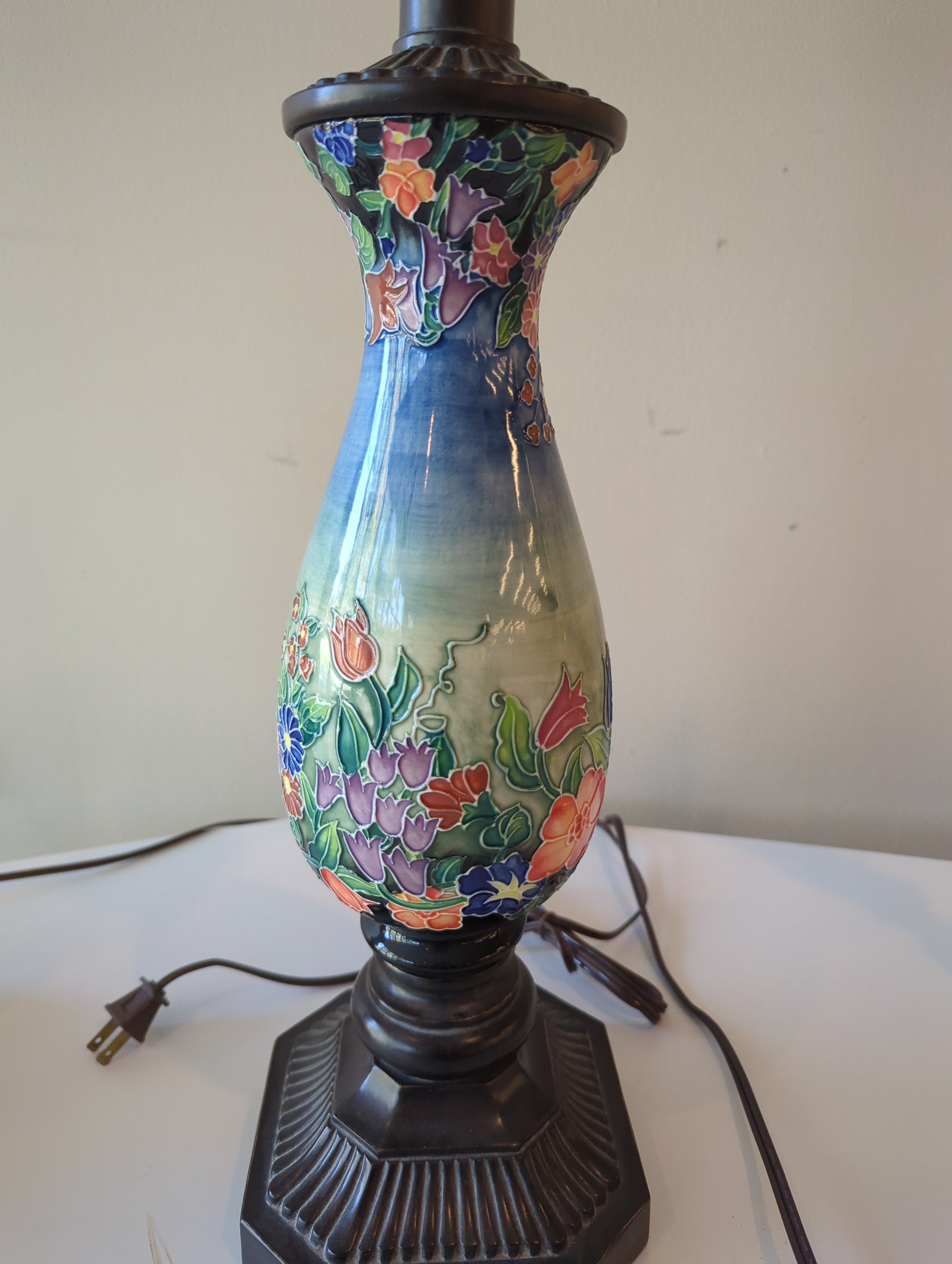 Antique Floral Table Lamp with Dark Bronze Base