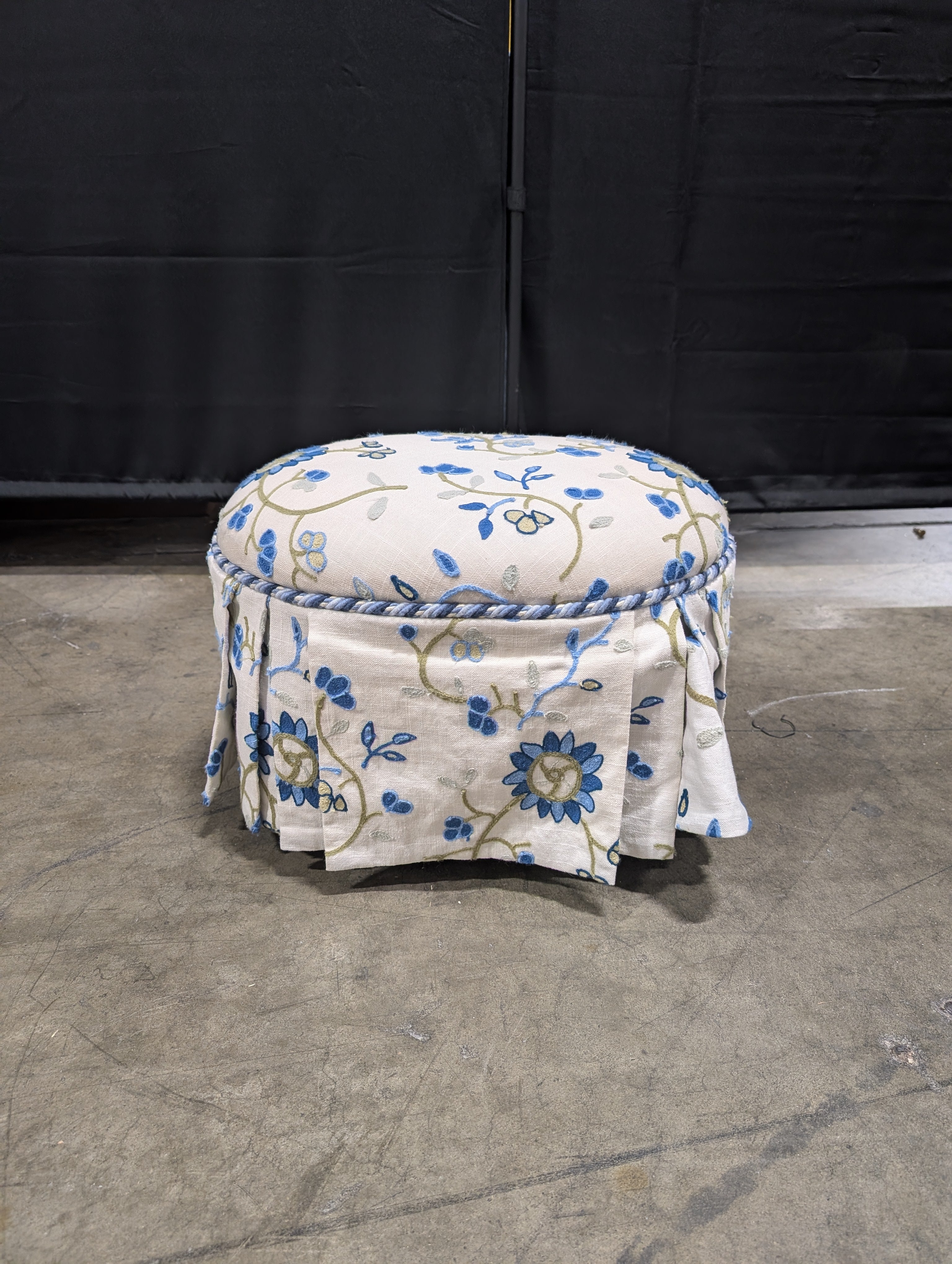 White Oval Floral Embroidered Ottoman with Pleated Skirt