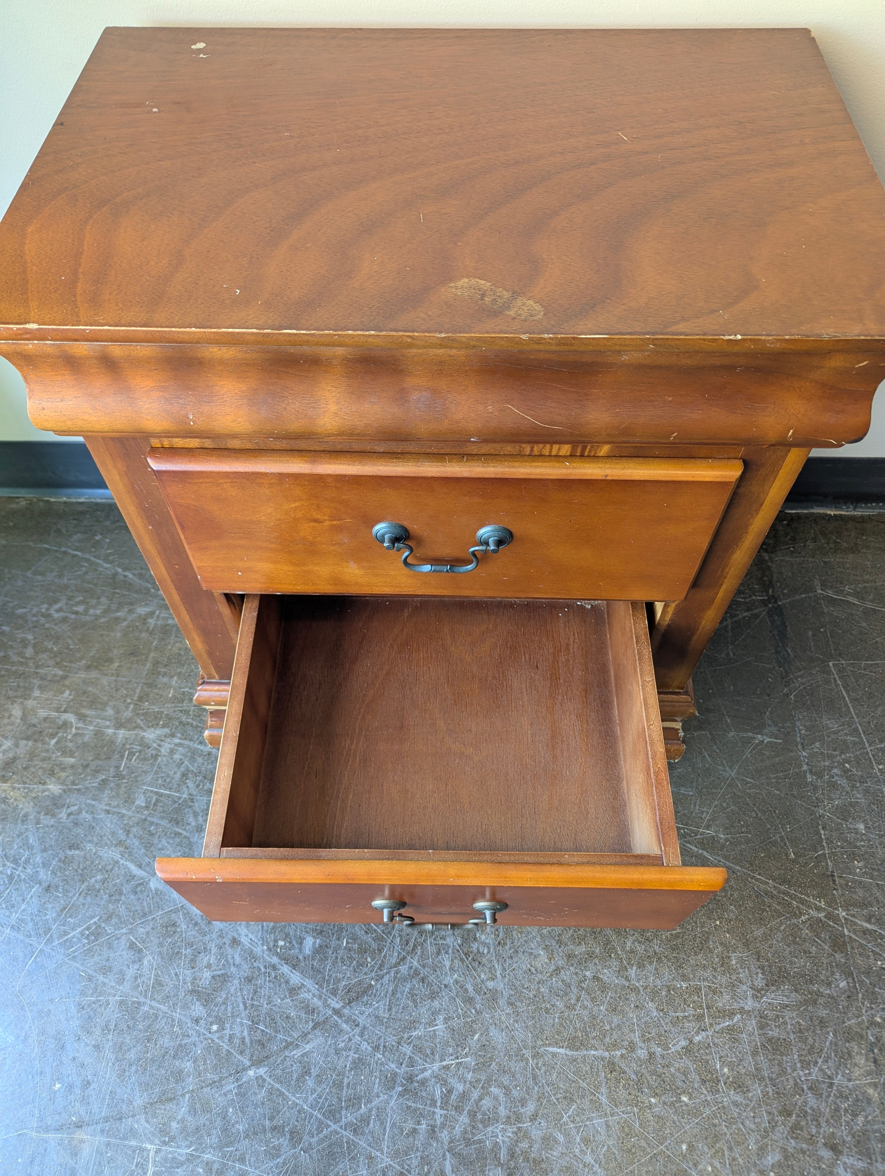 Traditional Wood Nightstand with Two Drawers