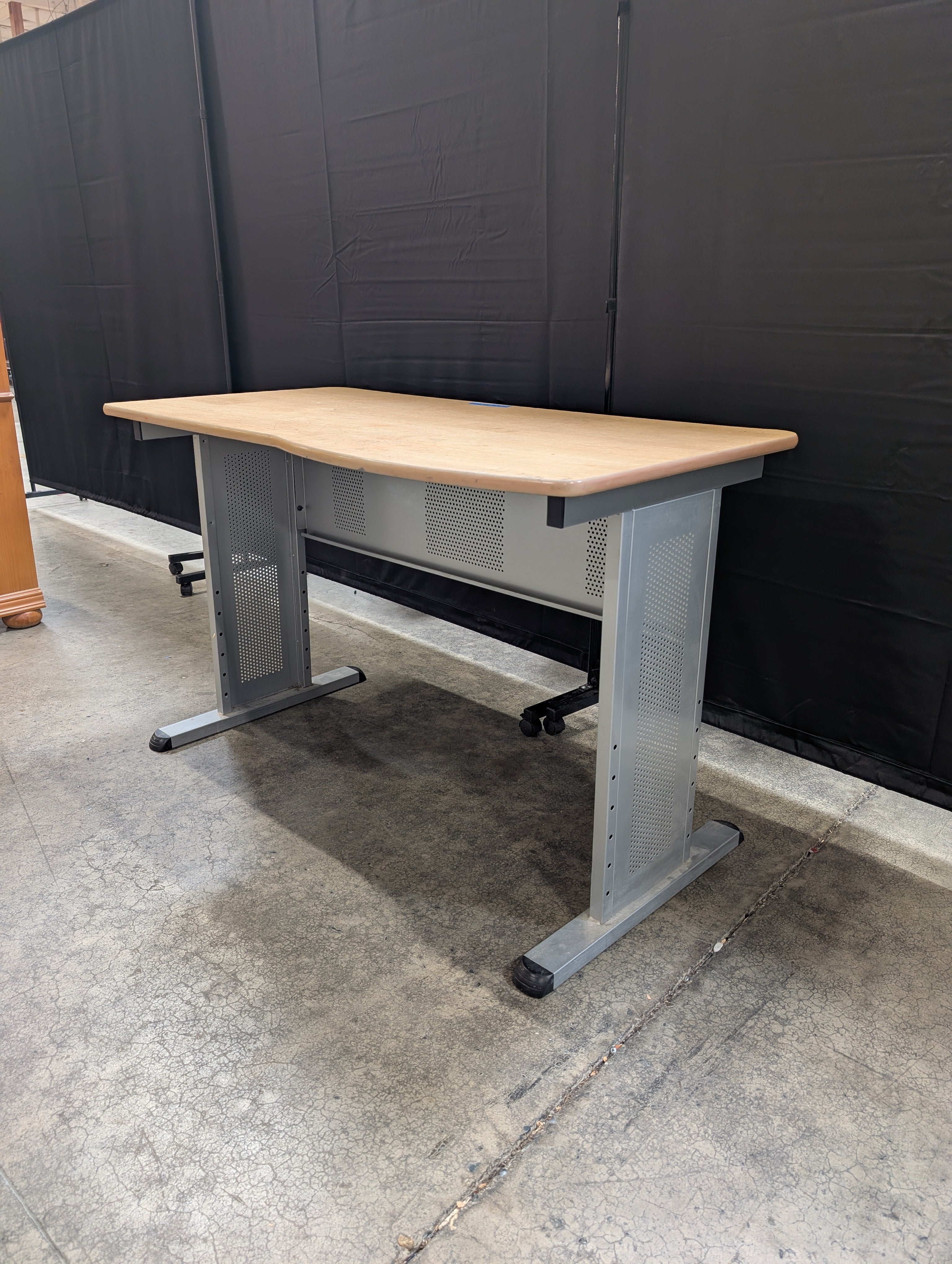 Light Wood-Look Laminate Desk with Metal Legs