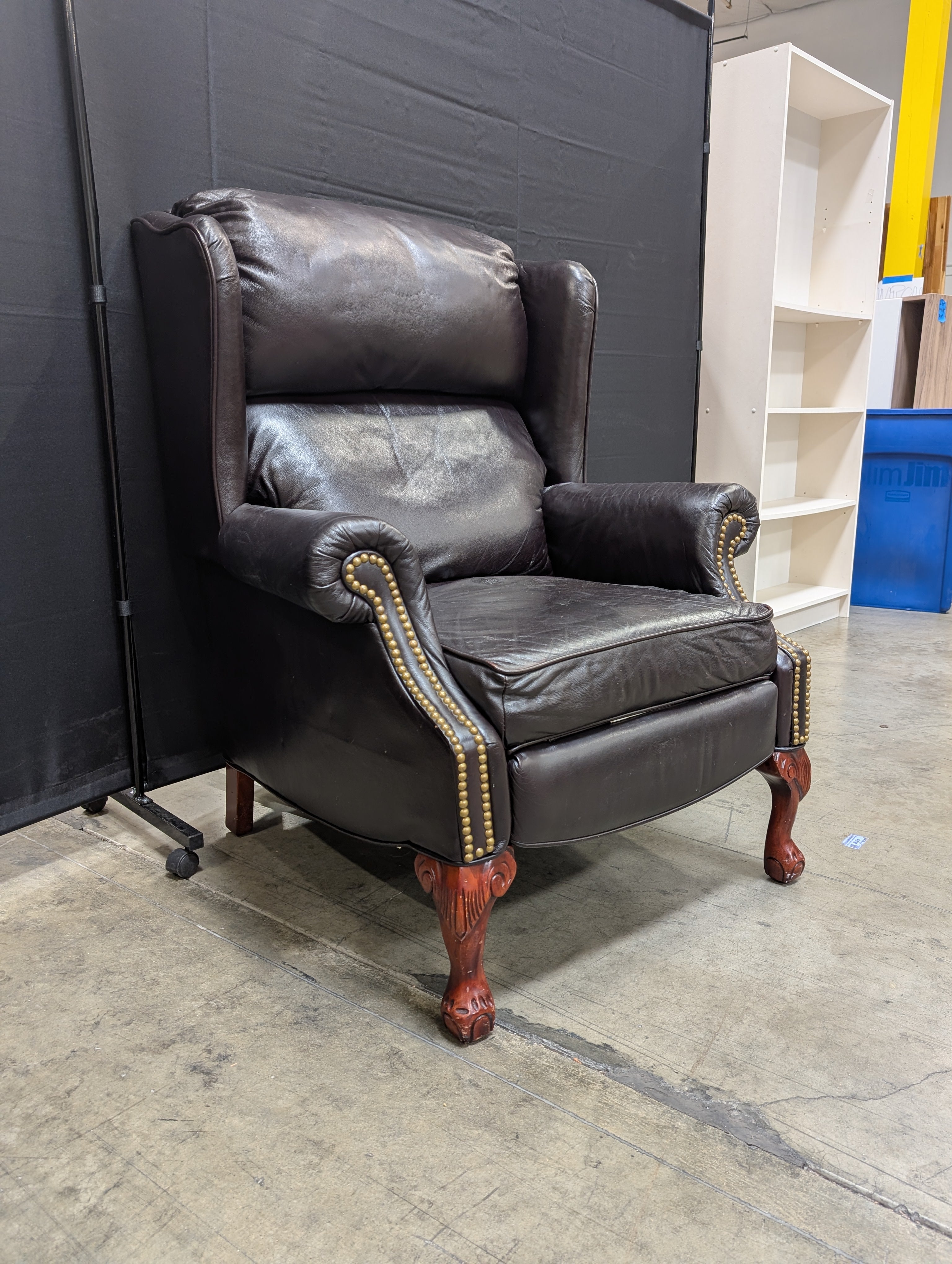 Lane Furniture Classic Dark Brown Leather Wingback Club Chair with Nailhead Trim