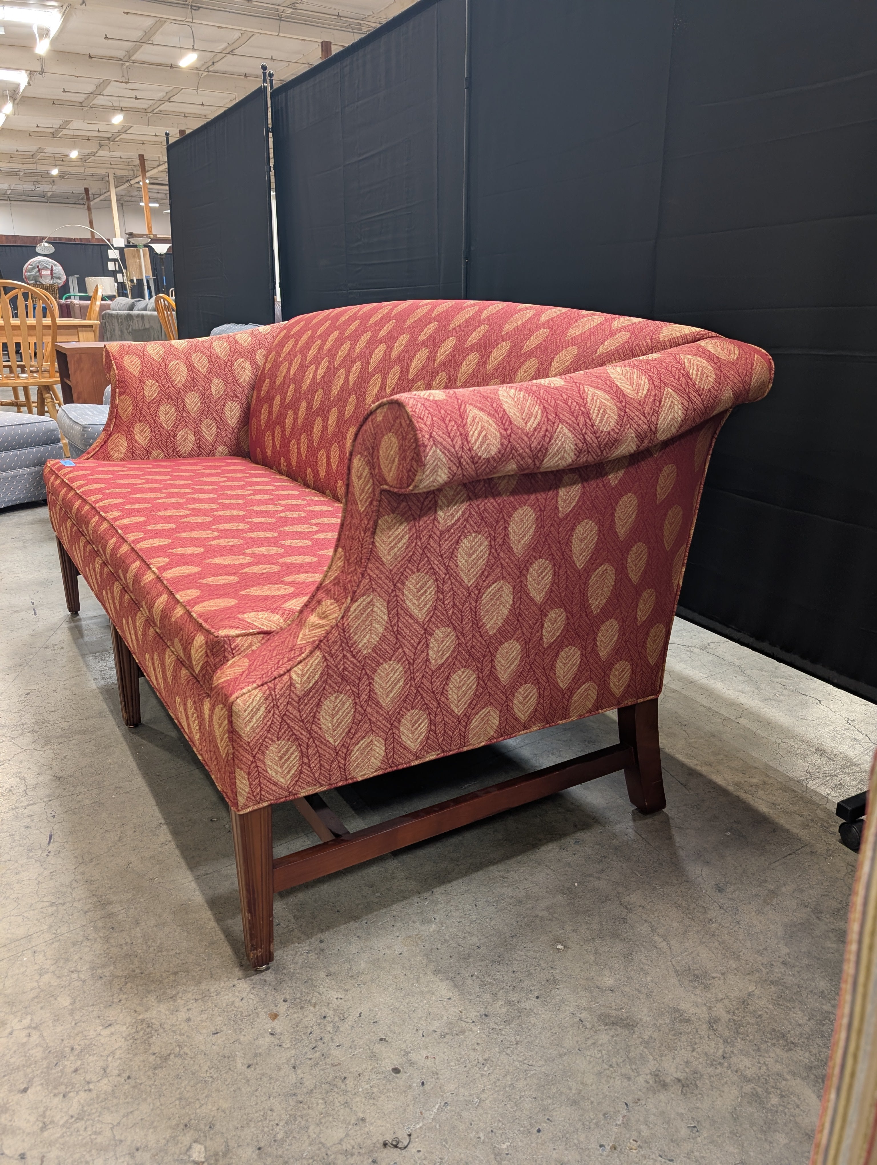 Red Leaf Patterned Traditional Couch