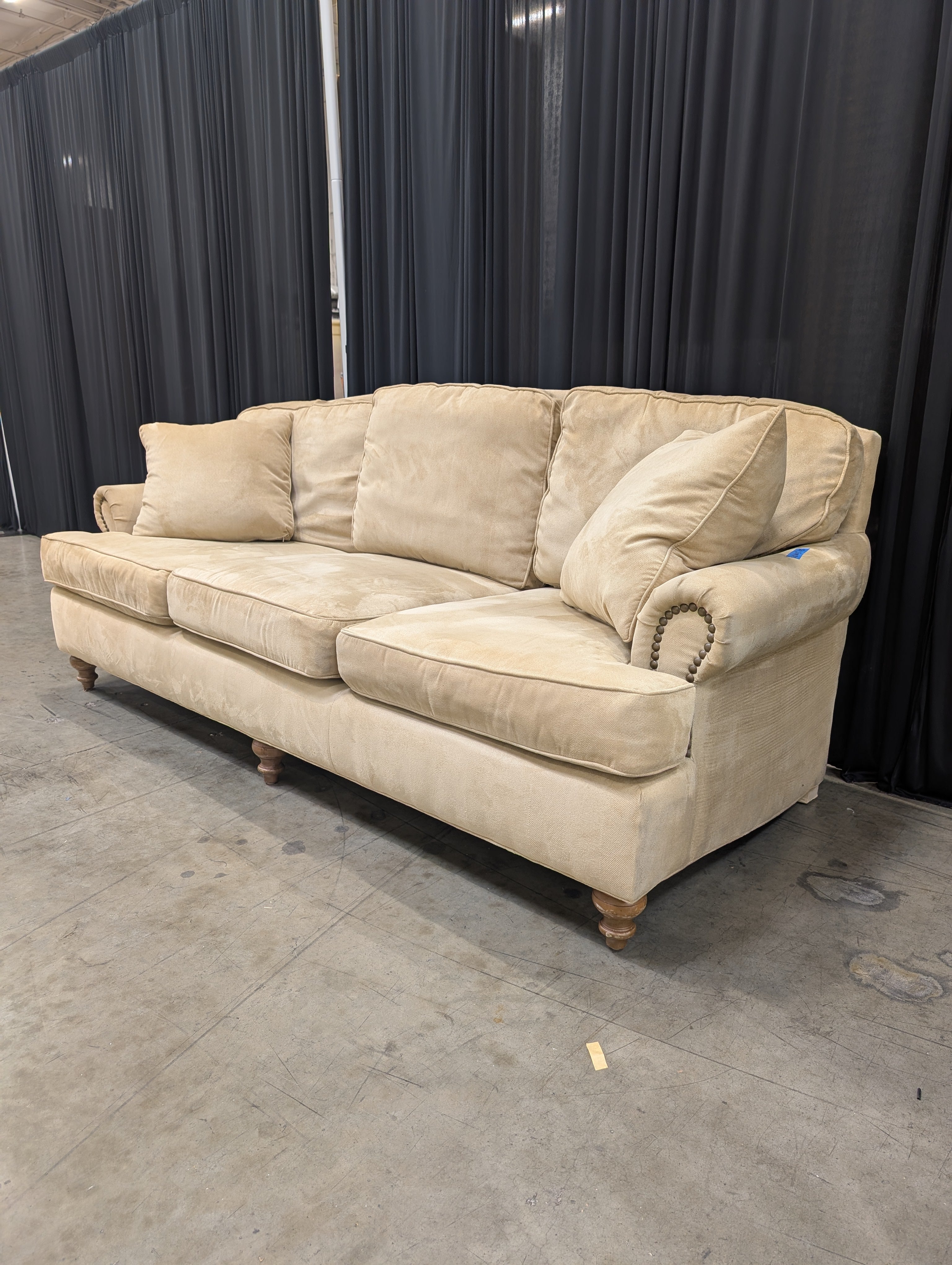 Traditional Huntington House Beige Fabric Couch with Nailhead Trim