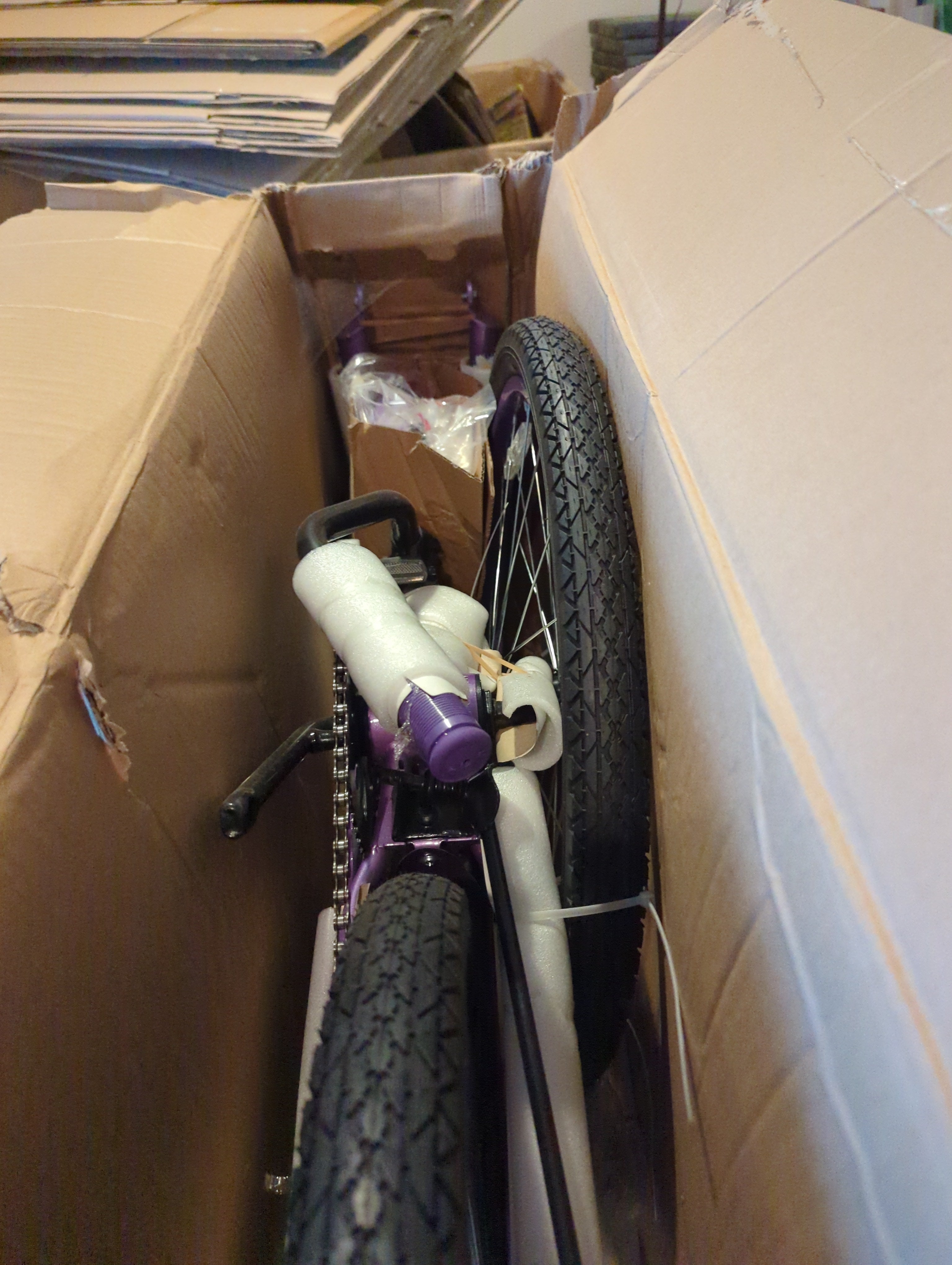 Kulana Hiku Cruiser Bike, 24-Inch Wheels, Purple NEW IN BOX