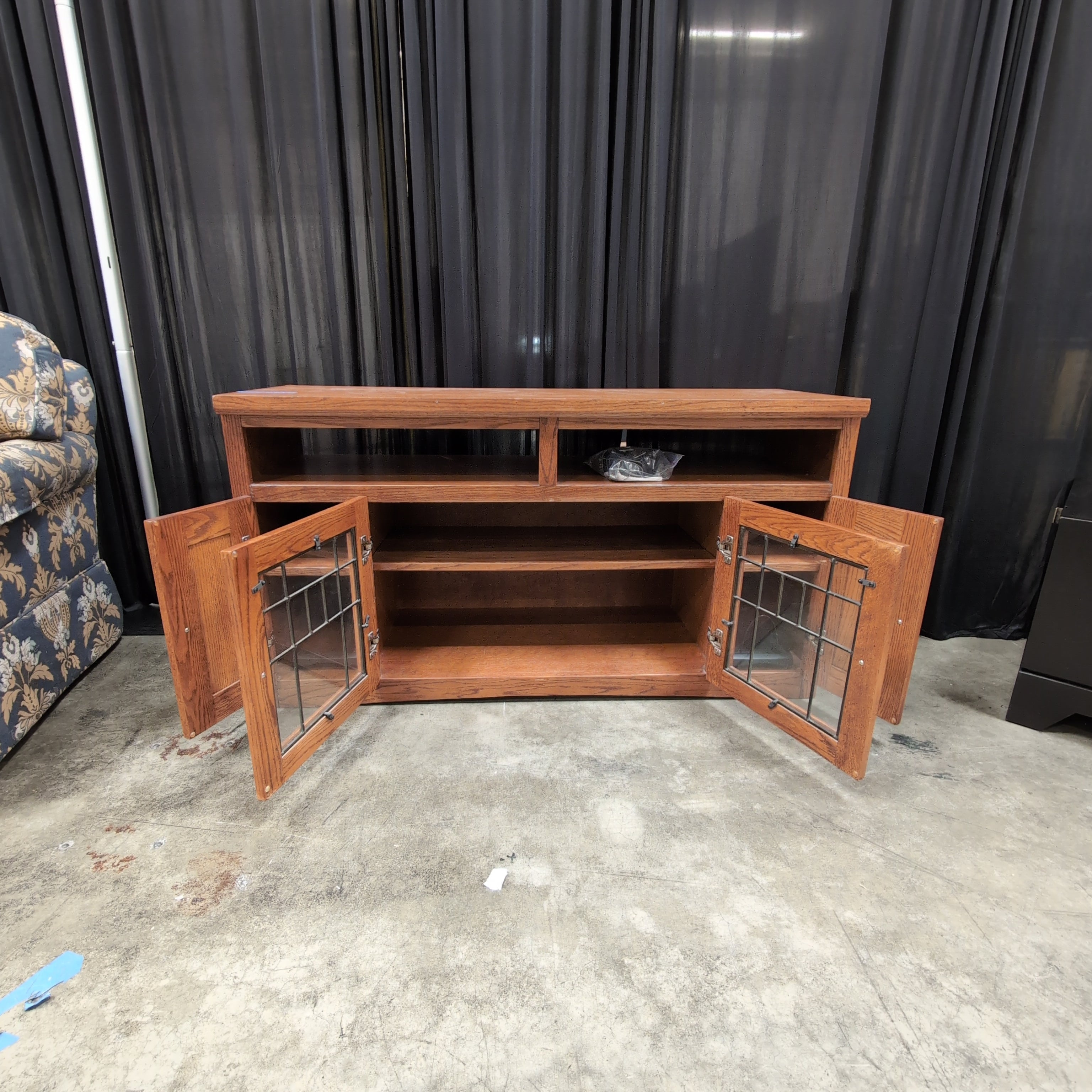 Mission Style Oak Wood China Cabinet with Glass Doors