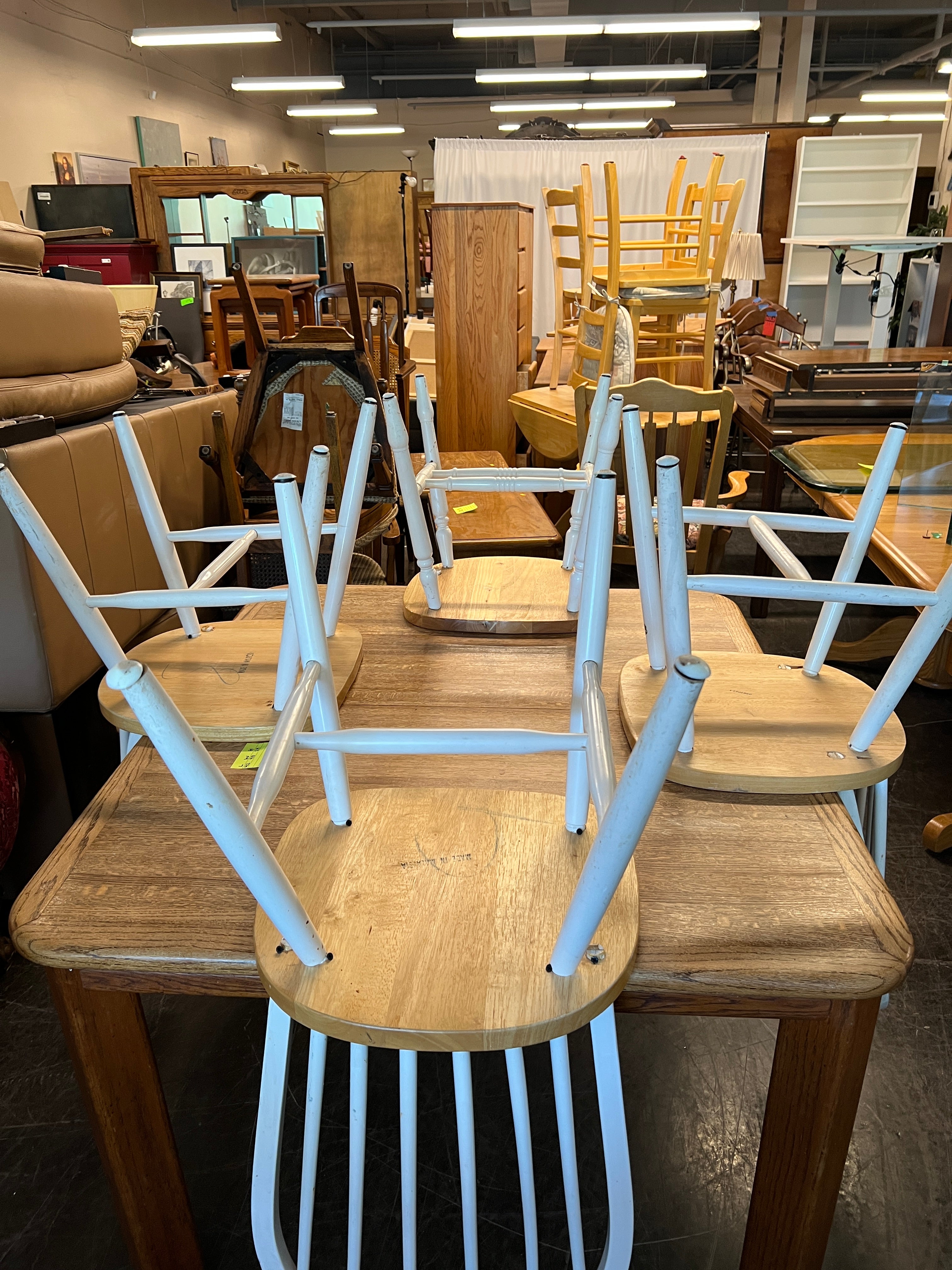 Oak Dinning Table and Chairs, with White Accent
