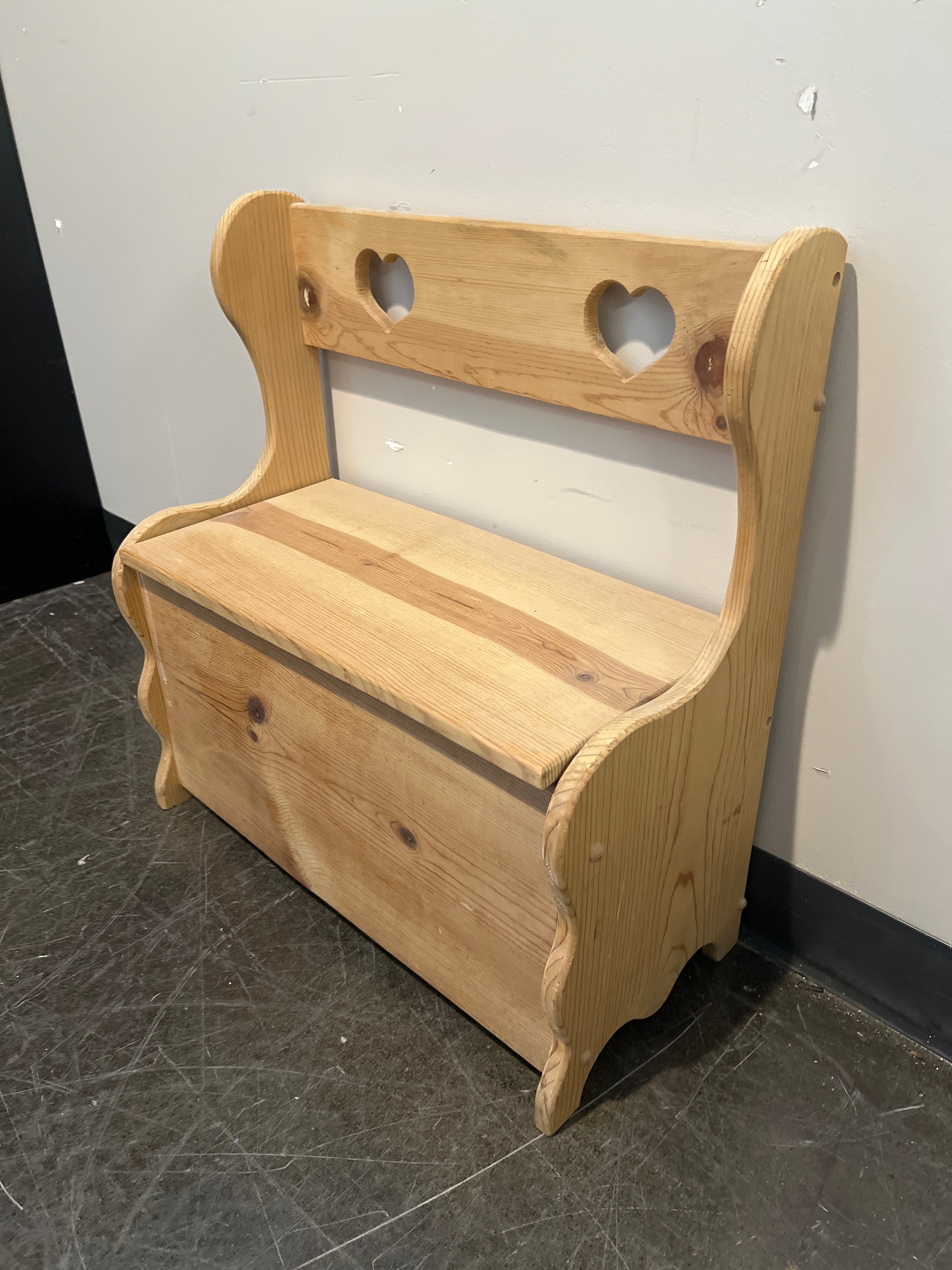 Rustic Pine Storage Bench with Heart Cutouts