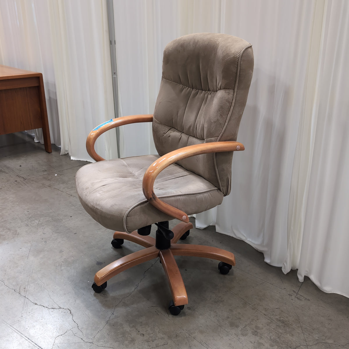 Tan Padded Executive Office Chair with Wood-Look Arms