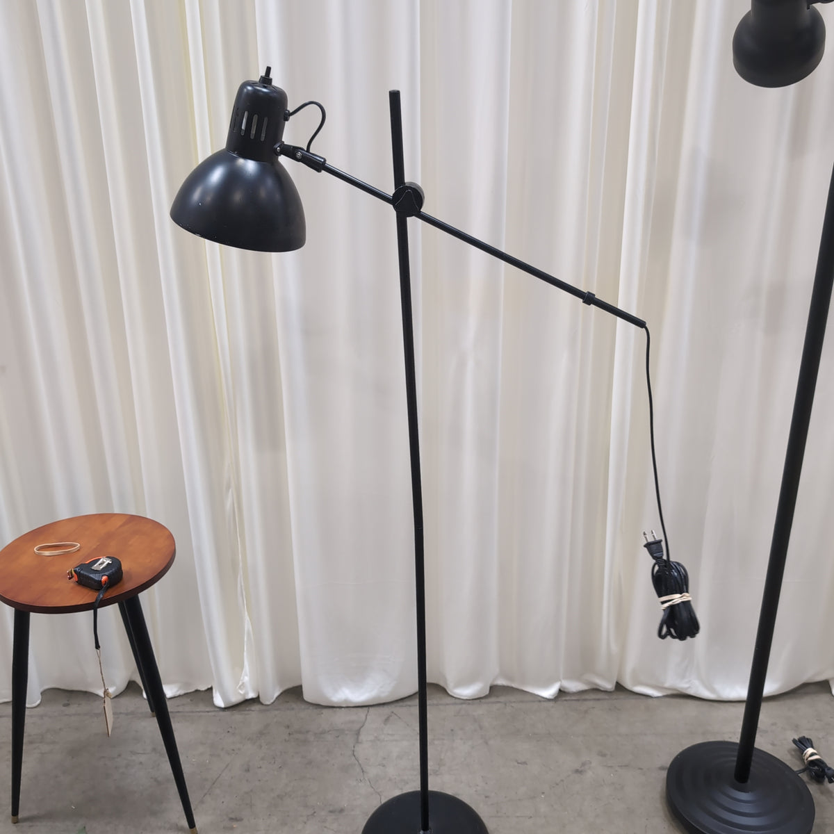 Black Metal Adjustable Floor Lamp