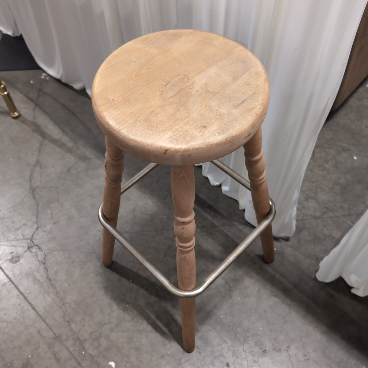 Light Wood Round Seat Bar Stool with Metal Footrest