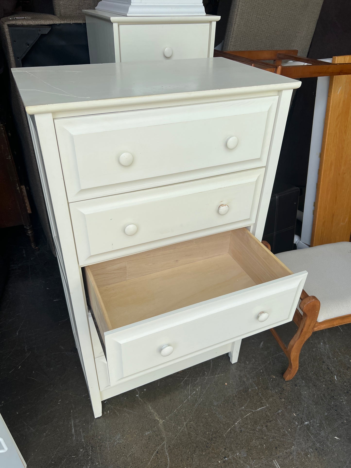 White 5-Drawer Dresser