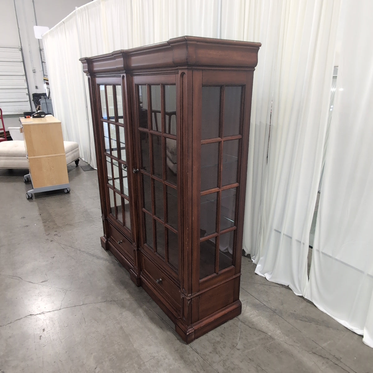 Traditional Dark Wood China Cabinet with Glass Doors