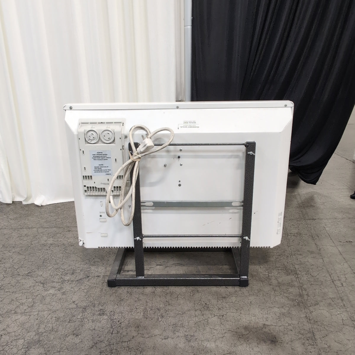 White Flat Panel Monitor with Ribbed Back