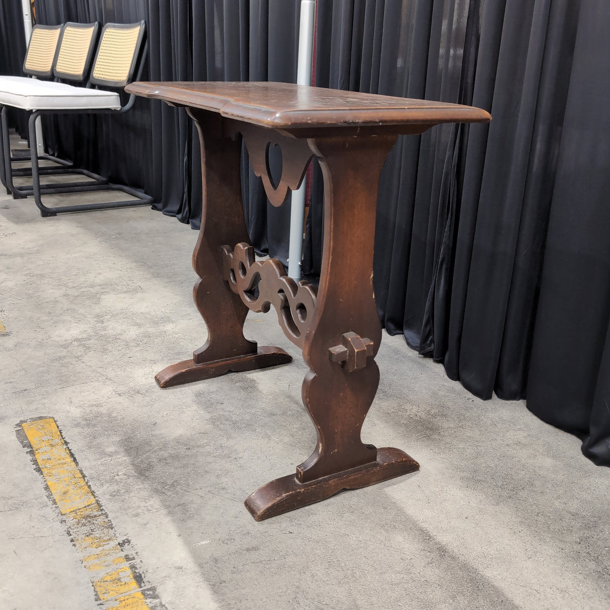 Traditional Carved Scrollwork Console Table in Dark Wood