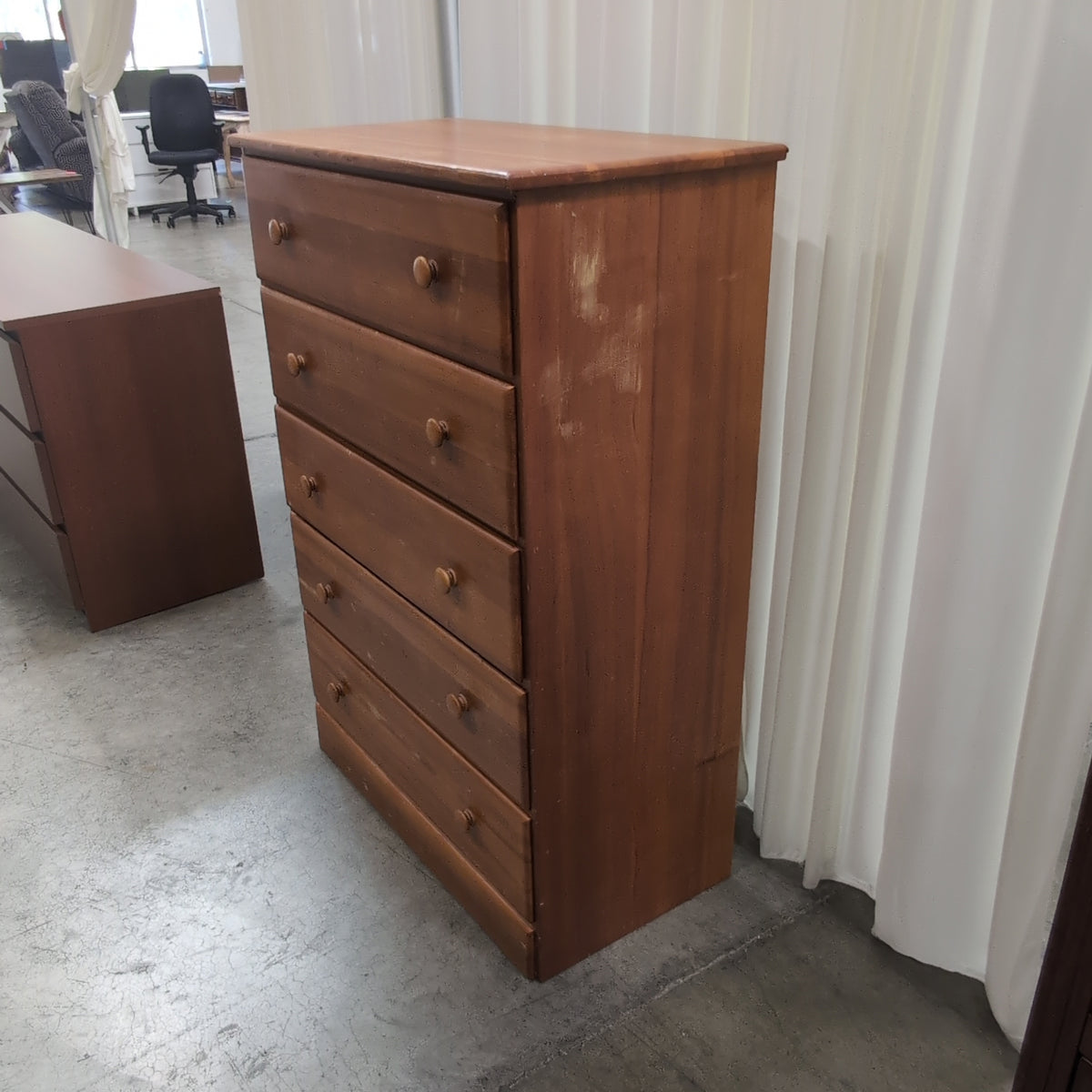 Traditional Five-Drawer Wood Dresser in Honey Tone