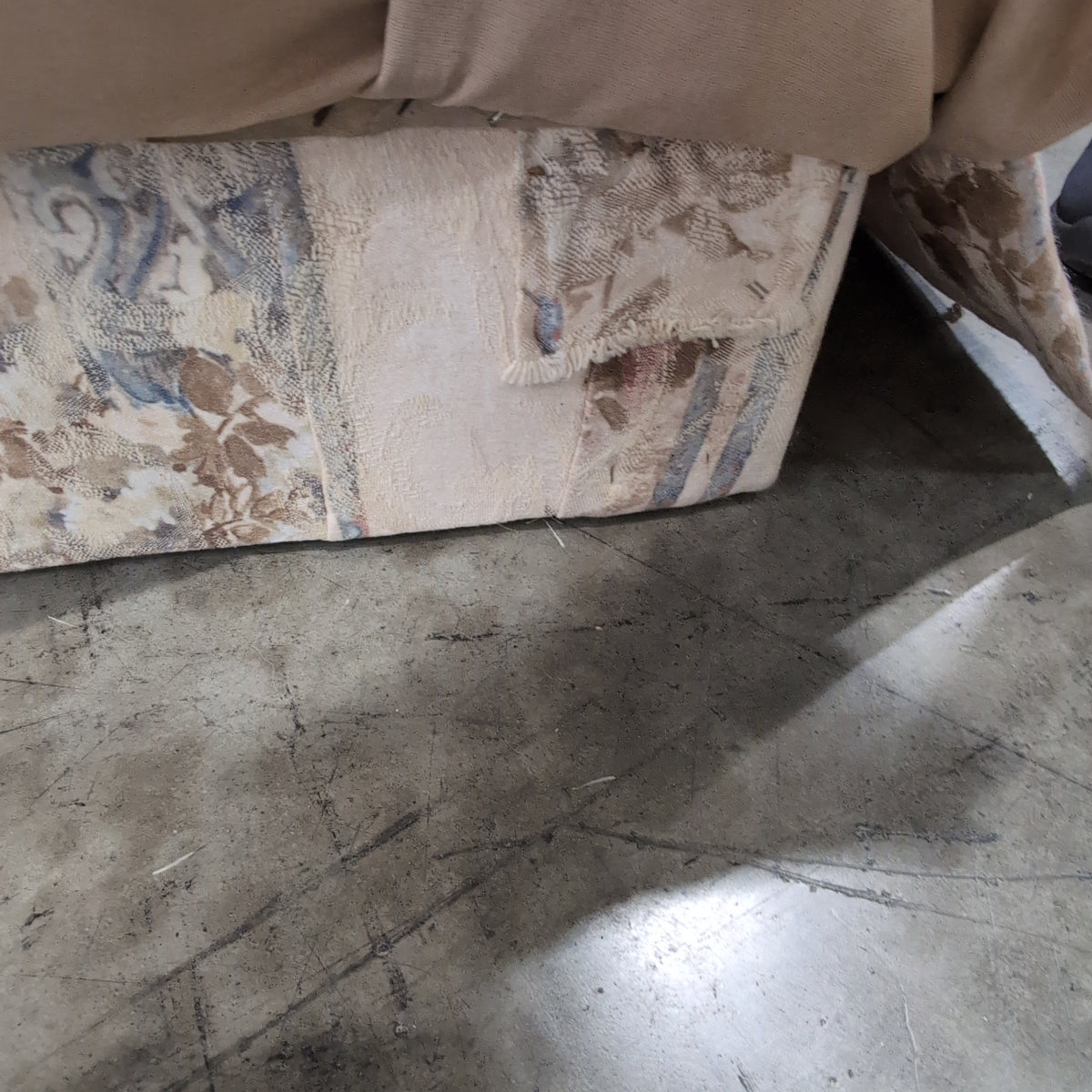 Traditional Floral Pattern Fabric Couch