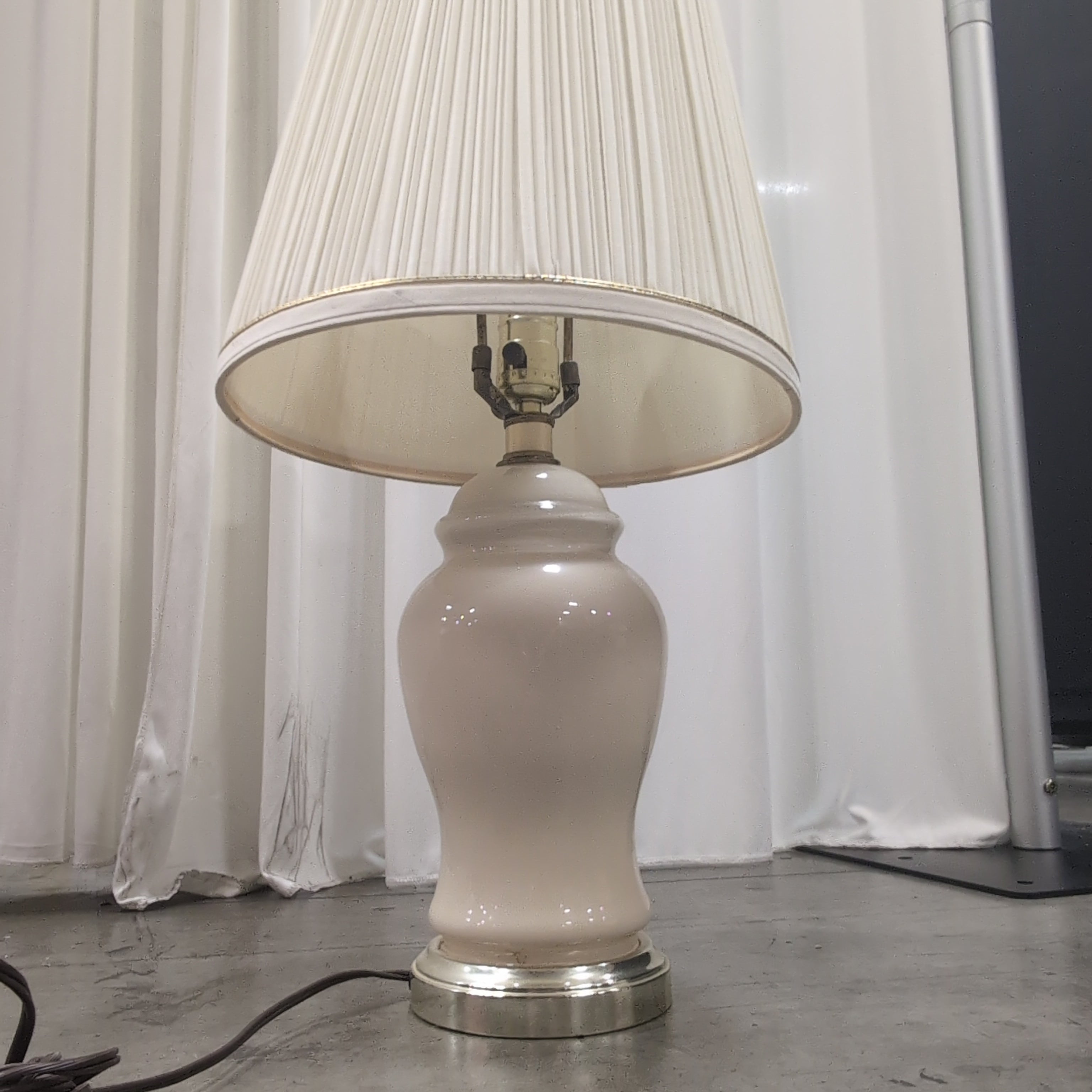 Cream Ceramic Urn-Shaped Table Lamp with Pleated Shade