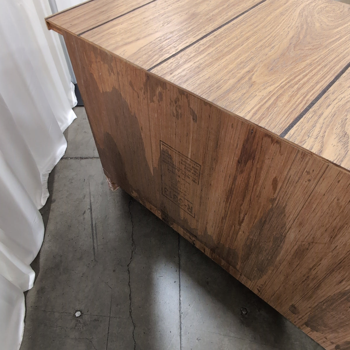 Plank Design Wood-Look TV Stand with Brass Accents