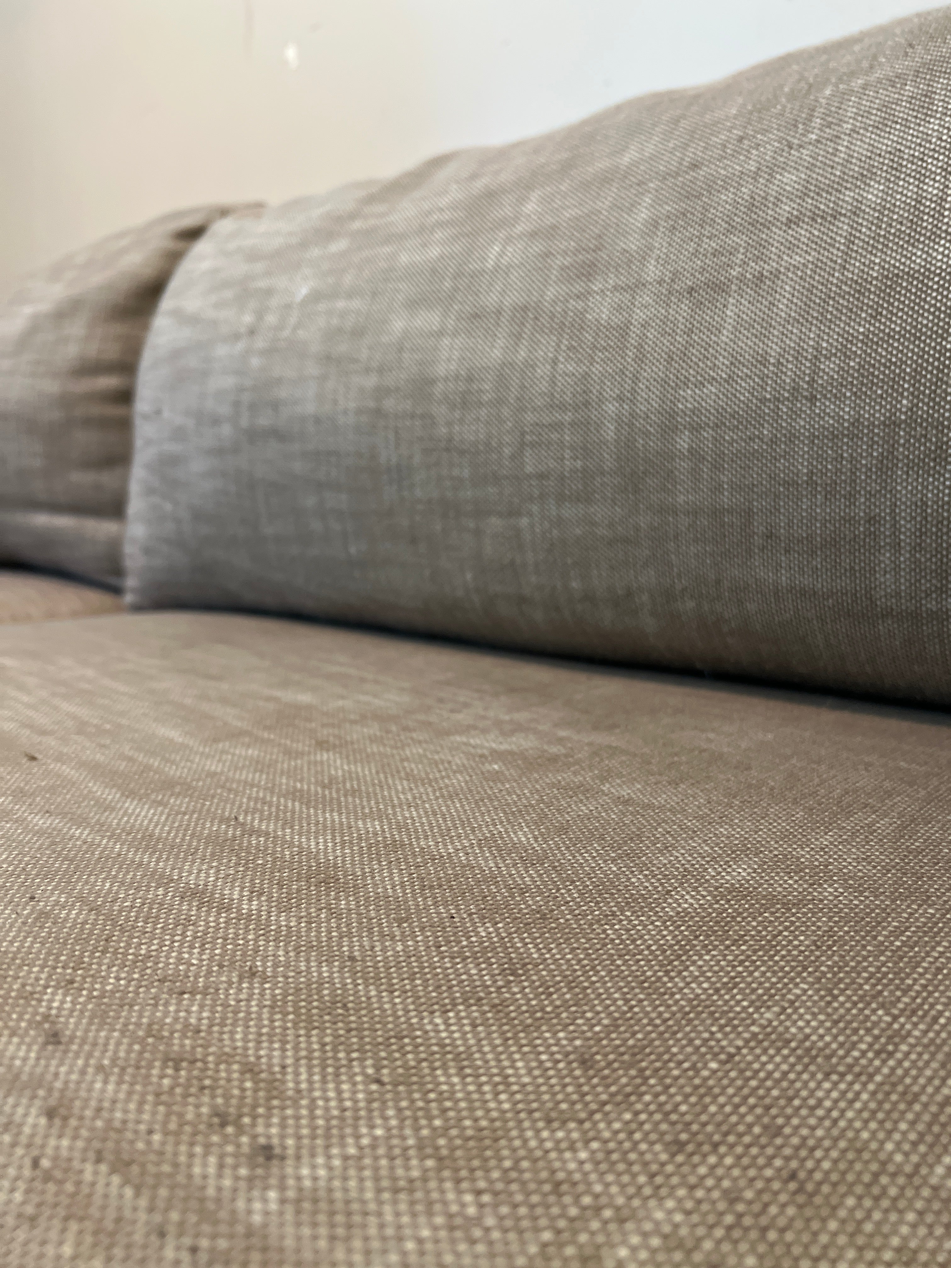 Sturdy Restoration Hardware Sofa: Neutral Linen Fabric in Good Condition