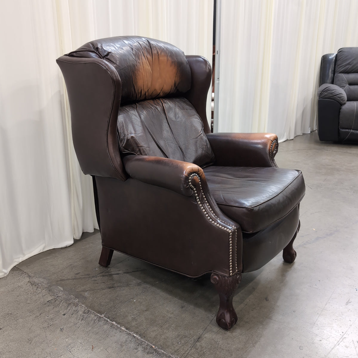 Unknown Dark Brown Furniture Item