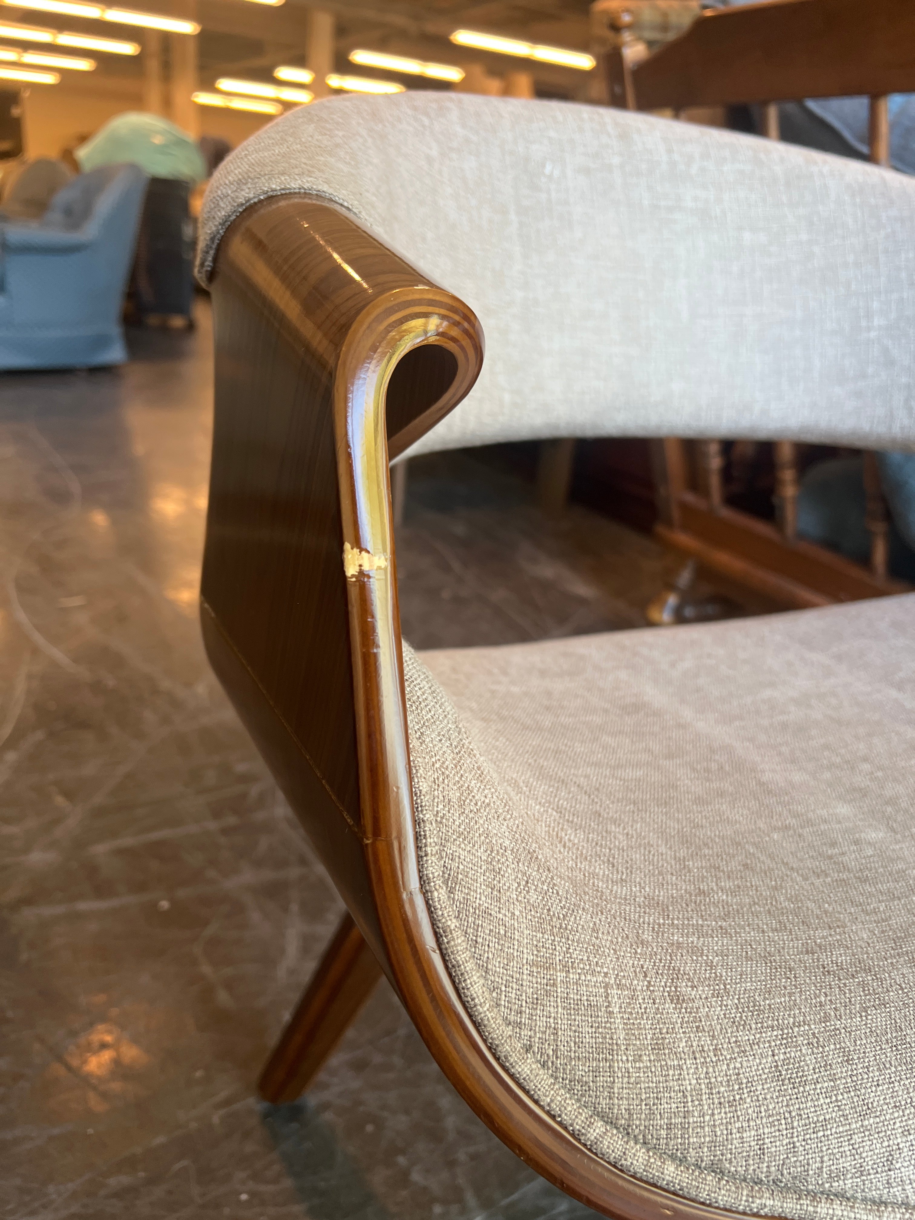 HUSKY Mid-Century Modern Accent Chair