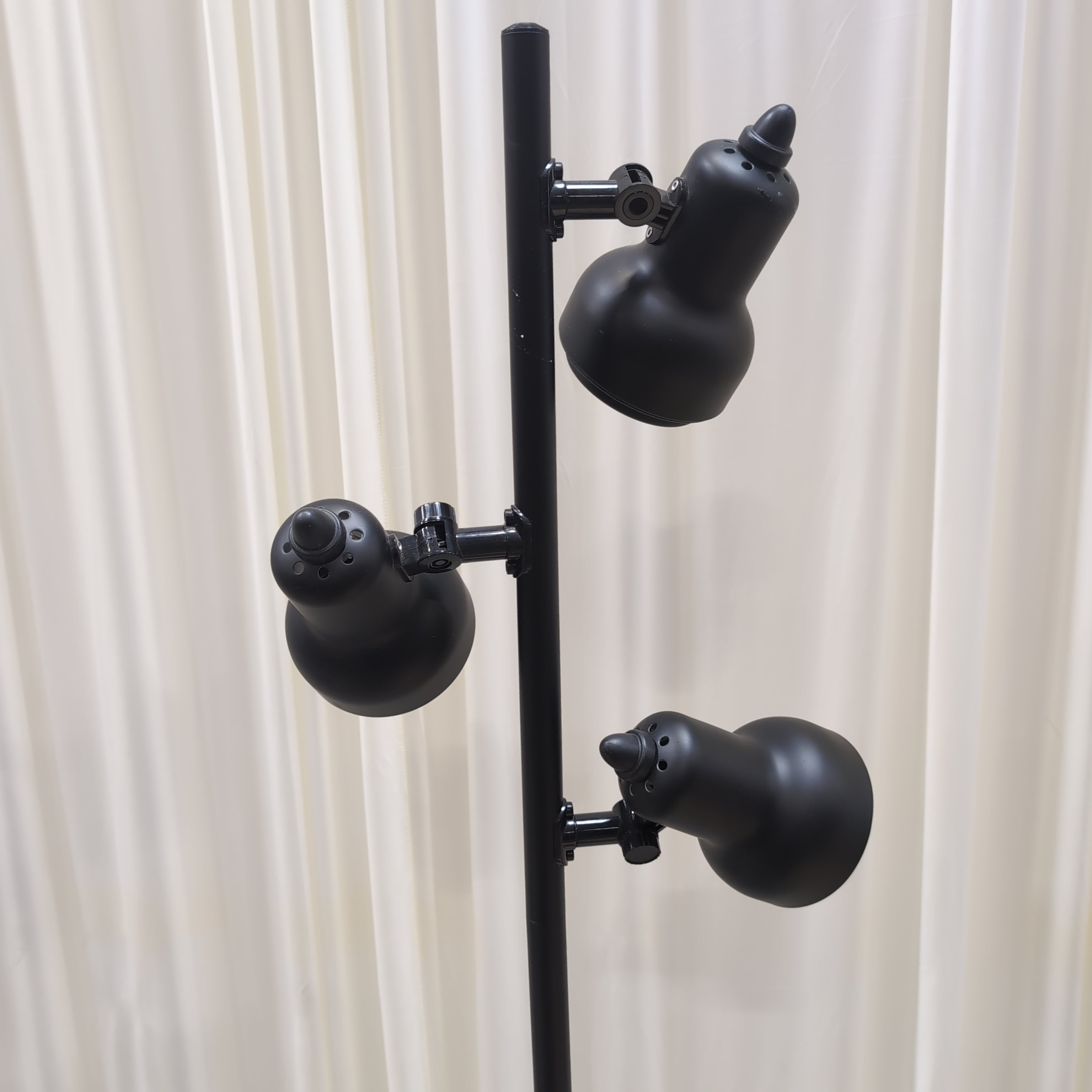 Black Metal Multi-Head Floor Lamp with Adjustable Spot Heads