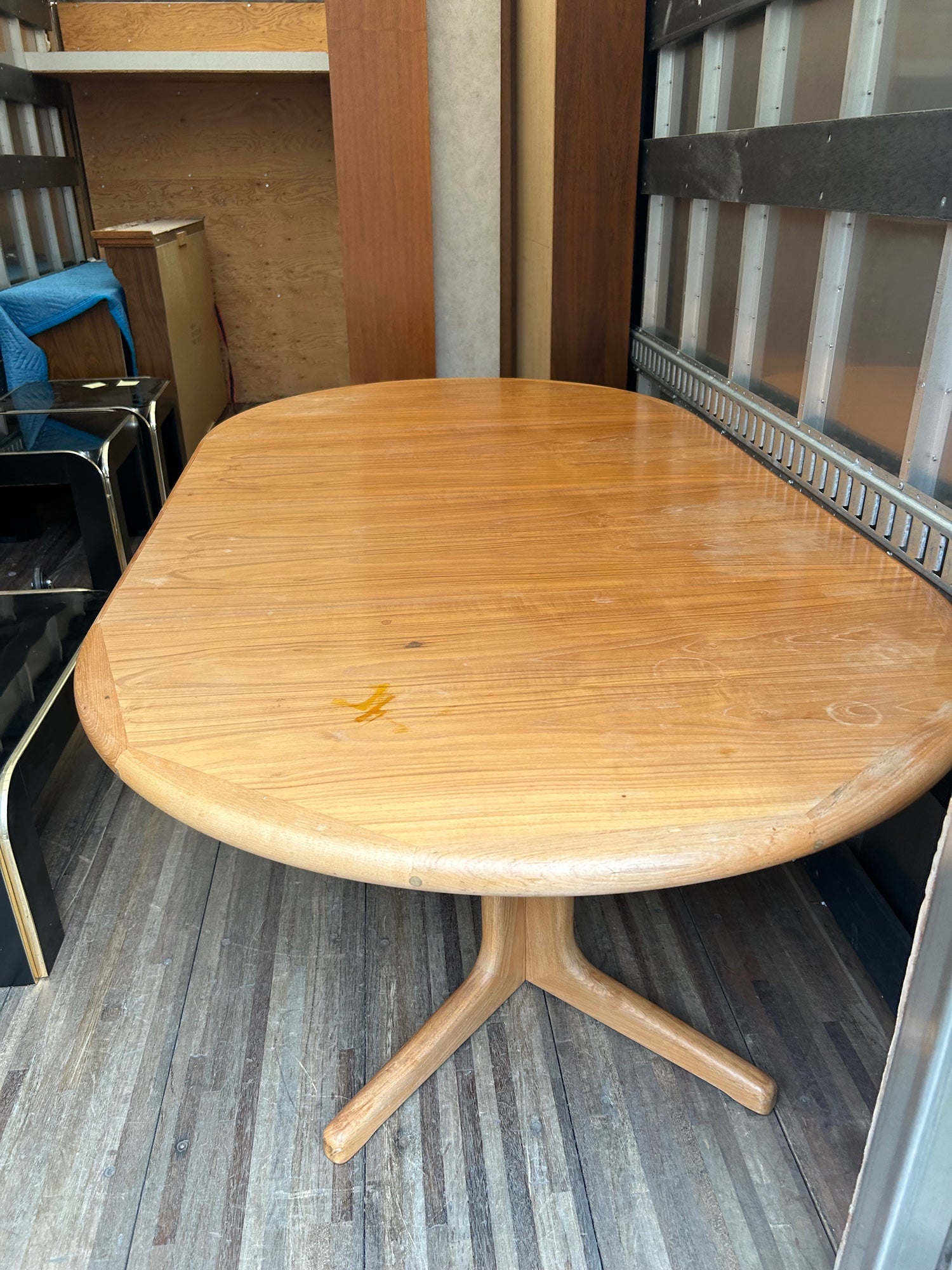 D-Scan Mid Century Teak Round Dining Table, 2 Leaves