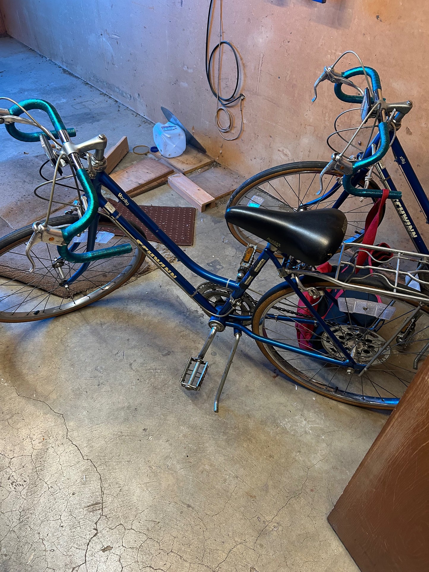 Vintage Schwinn Varsity Bike