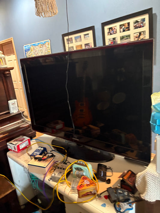Samsung 1100 Series LED LCD Television