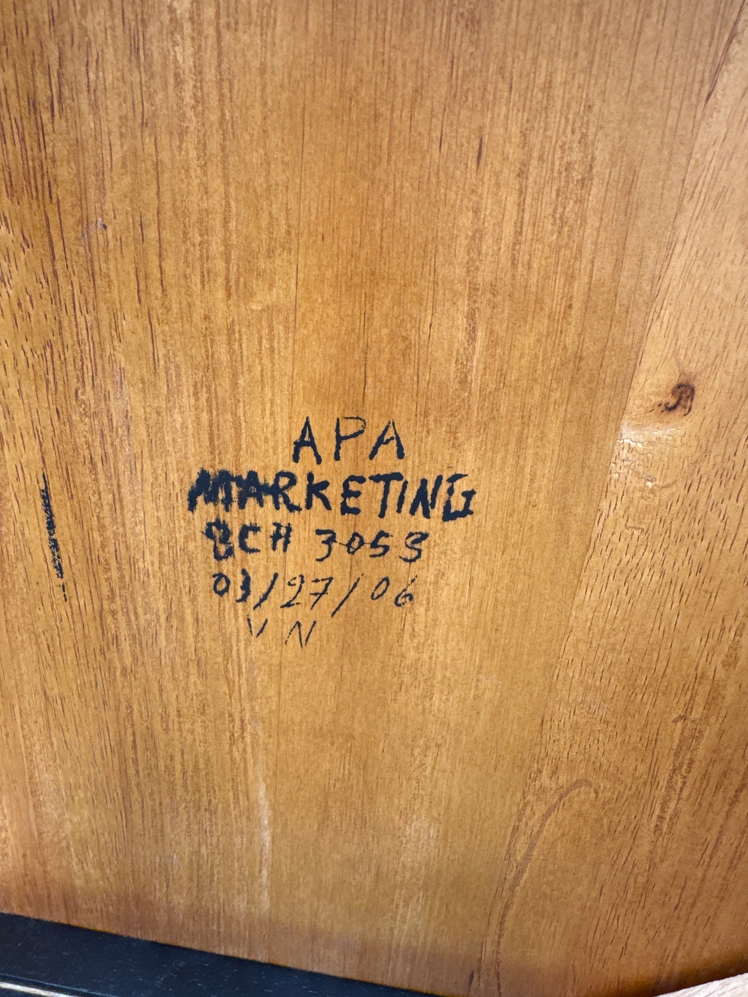 Black & Wood Windsor-Back Dining Chair by APA Marketing (2006)