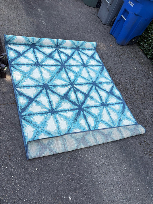 Blue Geometric Area Rug – 5x7