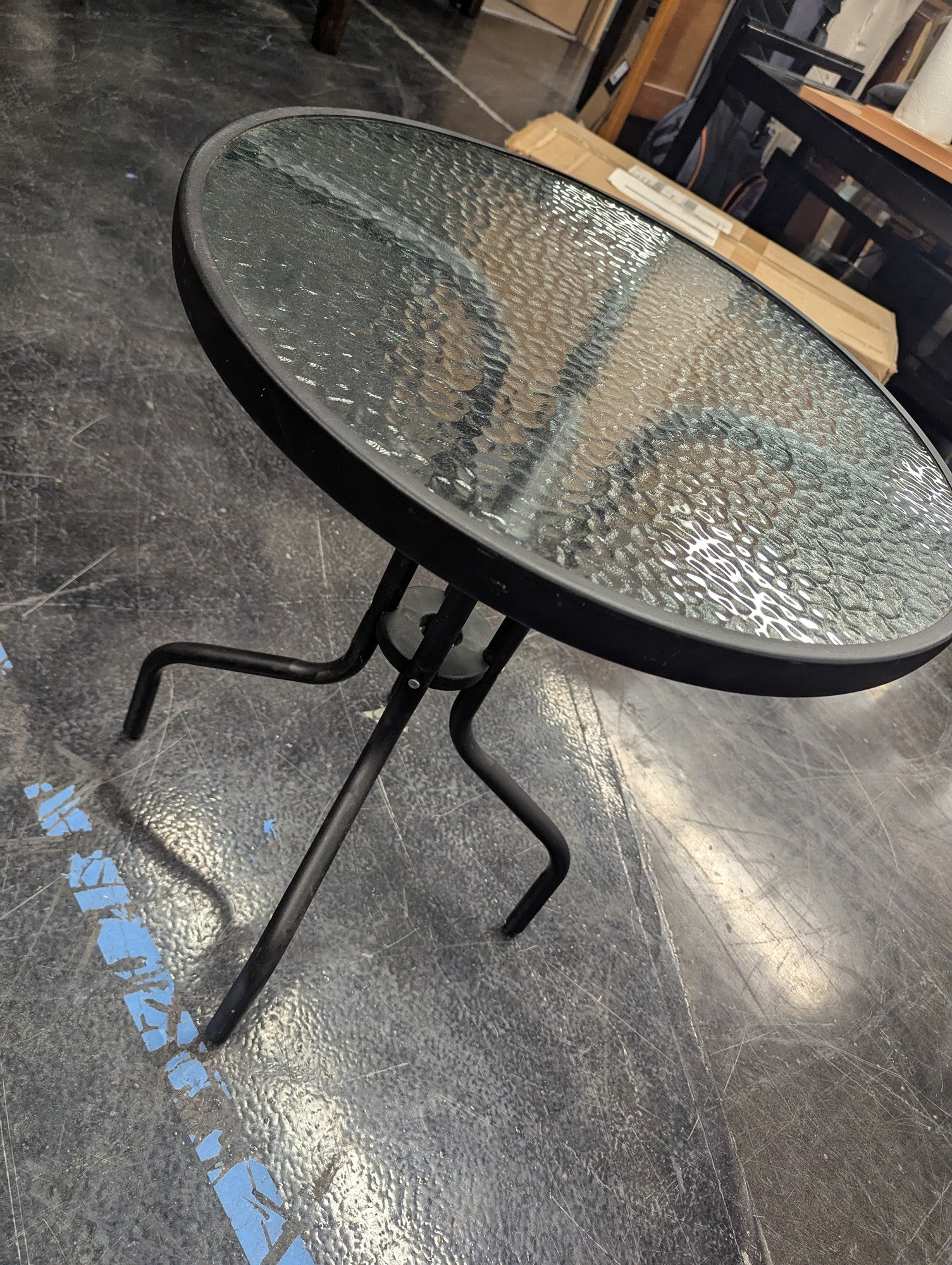 Round Glass-Top Metal Outdoor Side Table