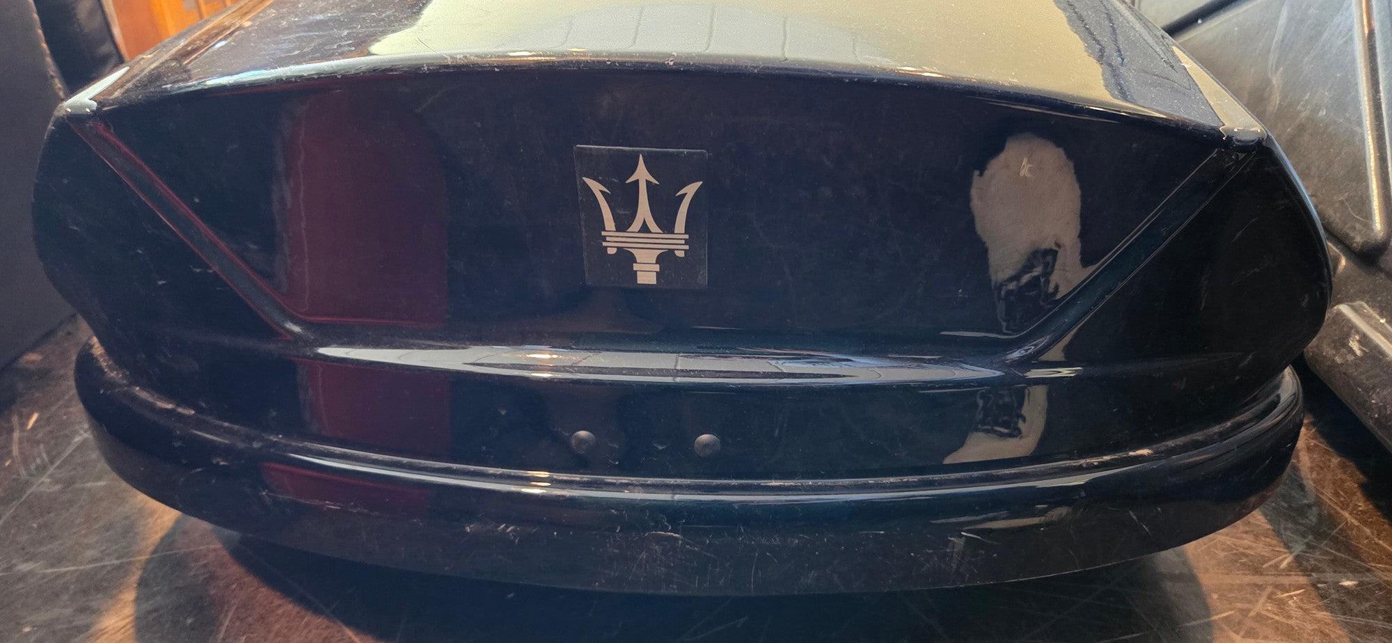 Maserati Cargo Box 410L with Key - One Latch is Broken