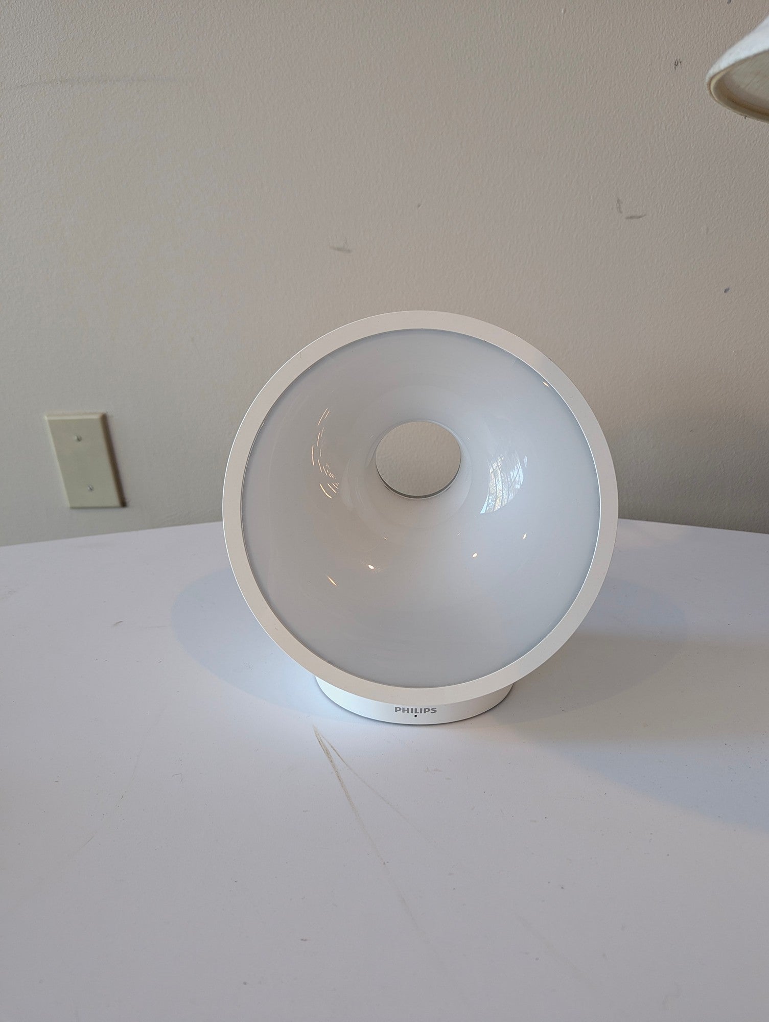 Modern Philips White Table Lamp