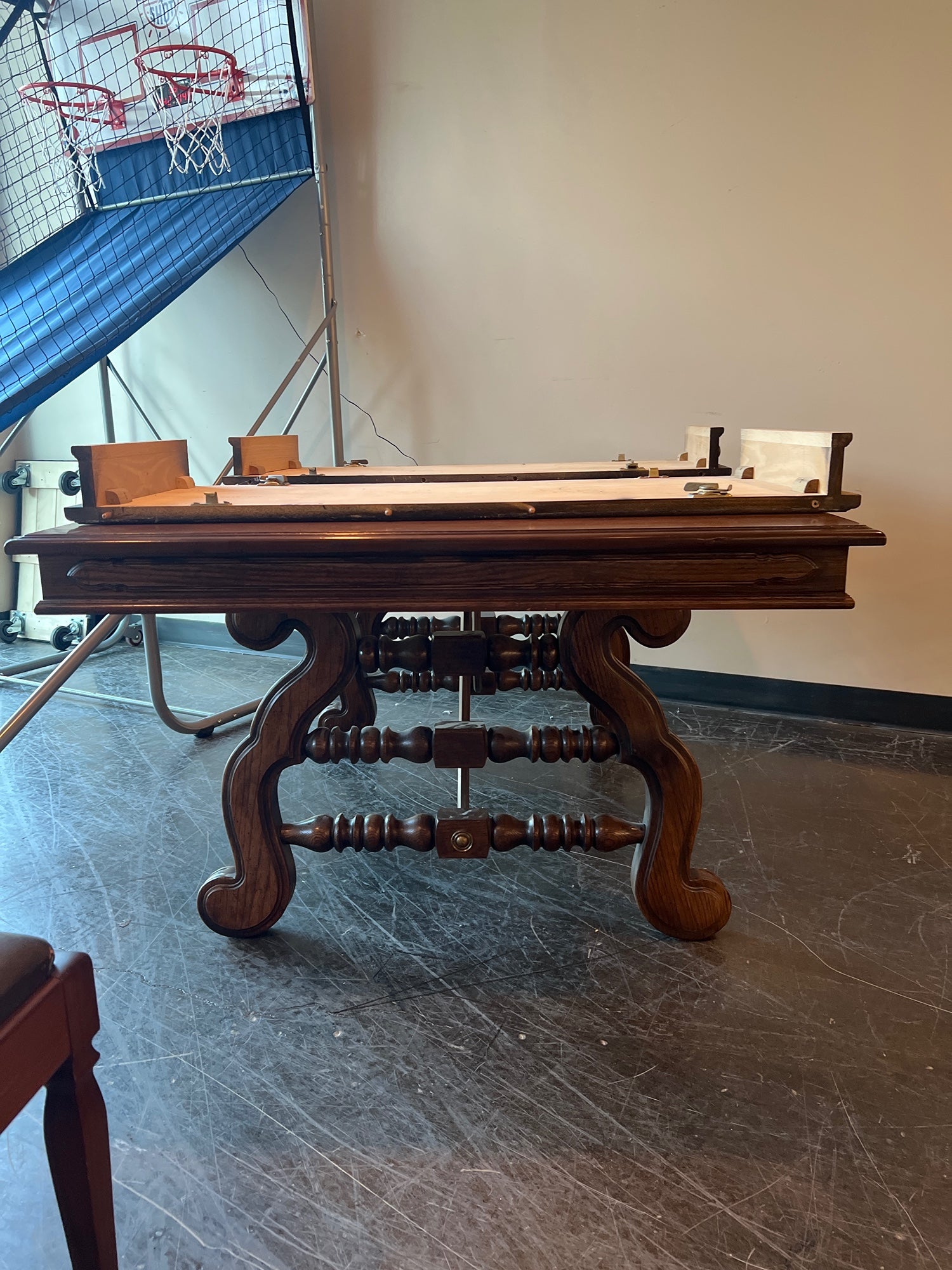 Antique Oak Dining Table with Hand Craved Base & 2 leaves