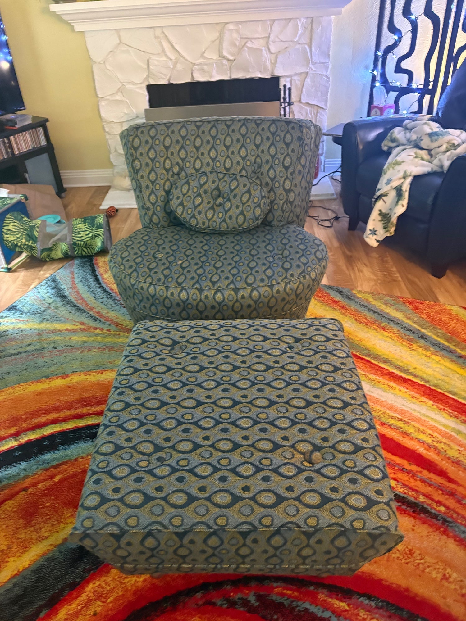 Geometric Patterned Accent Chair and Ottoman Set