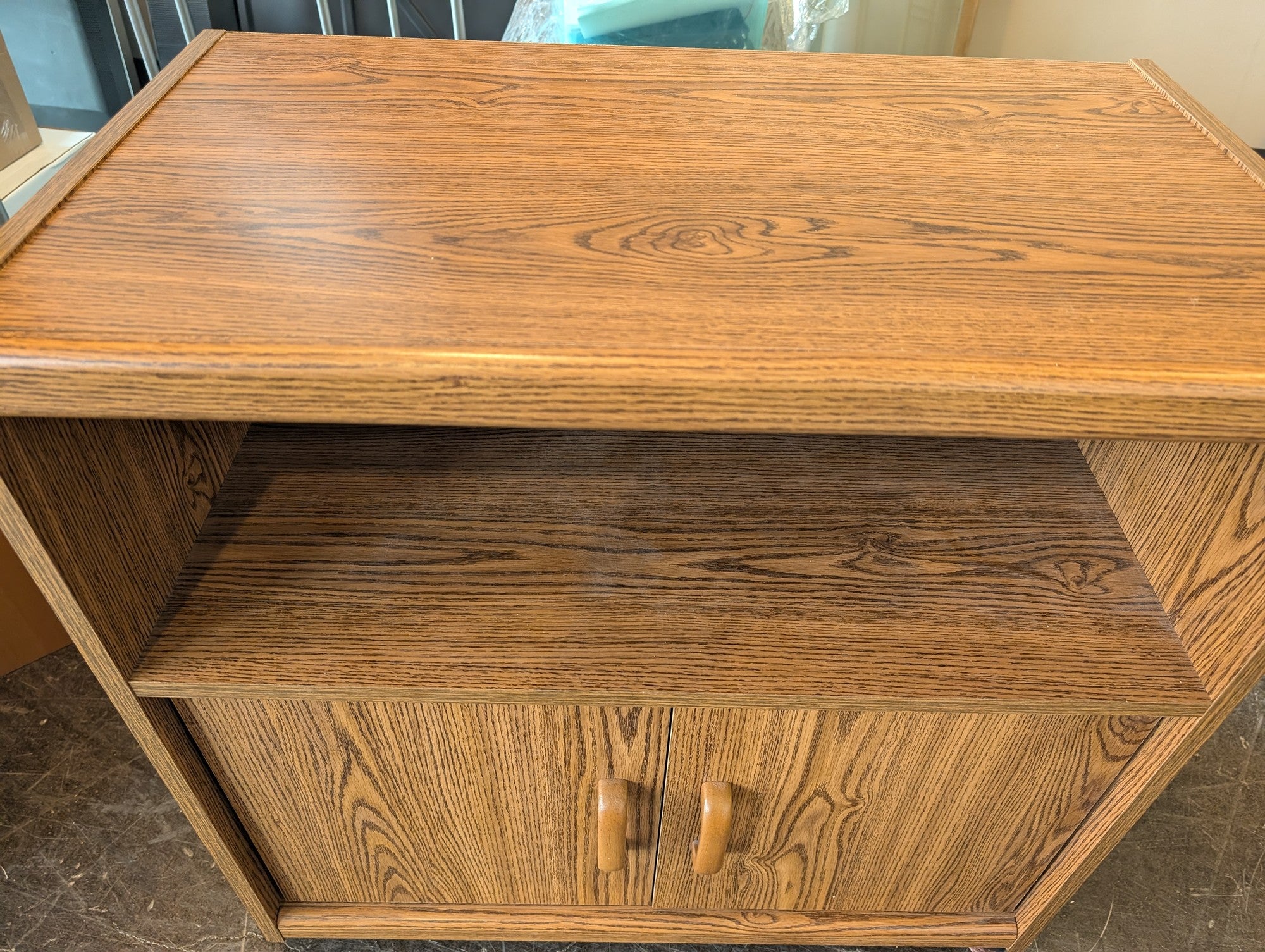 Compact Wood Grain Storage Cabinet with Shelves