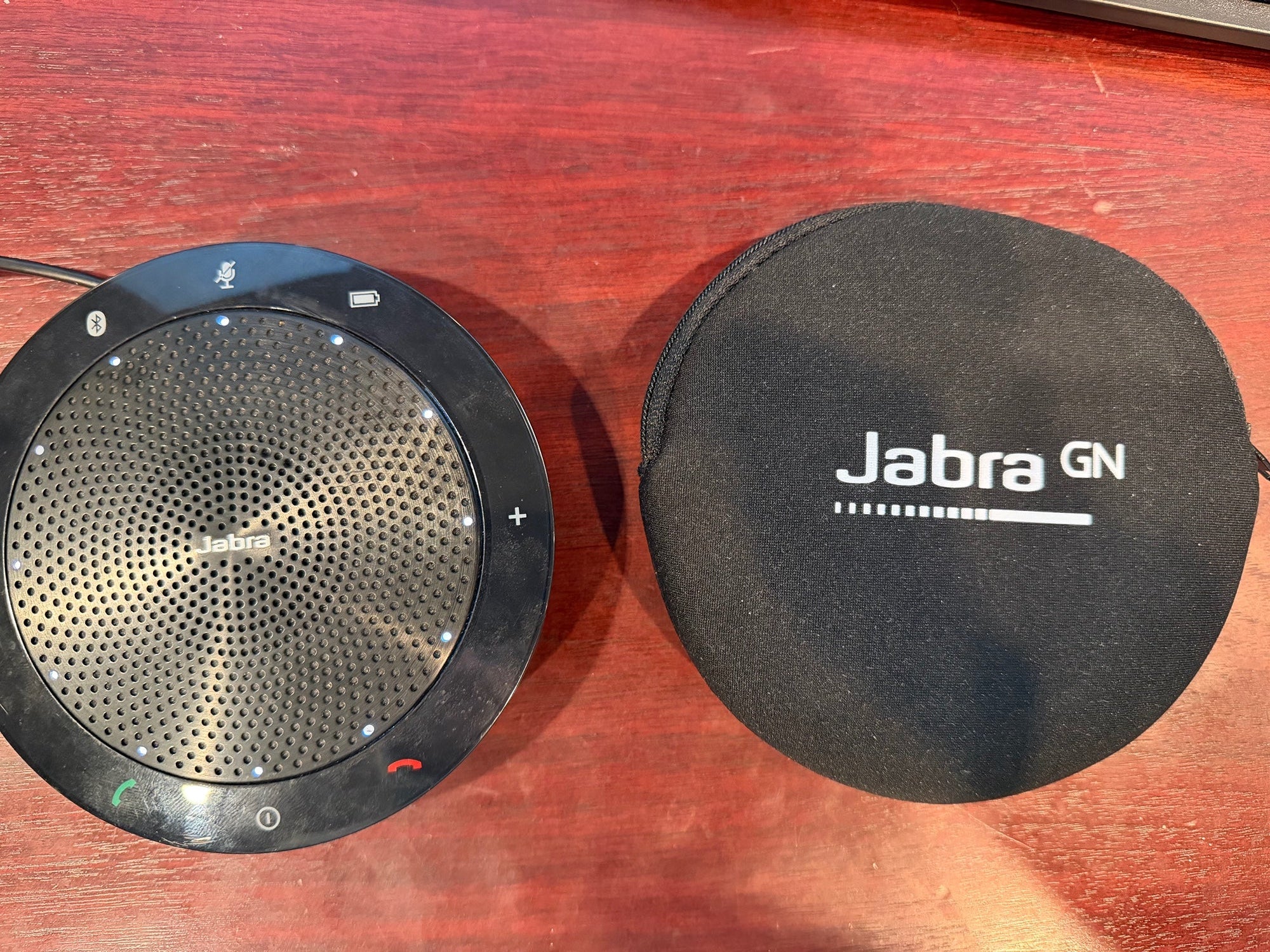 Jabra Speak 510 Bluetooth Speakerphone PHS002W with Travel Case