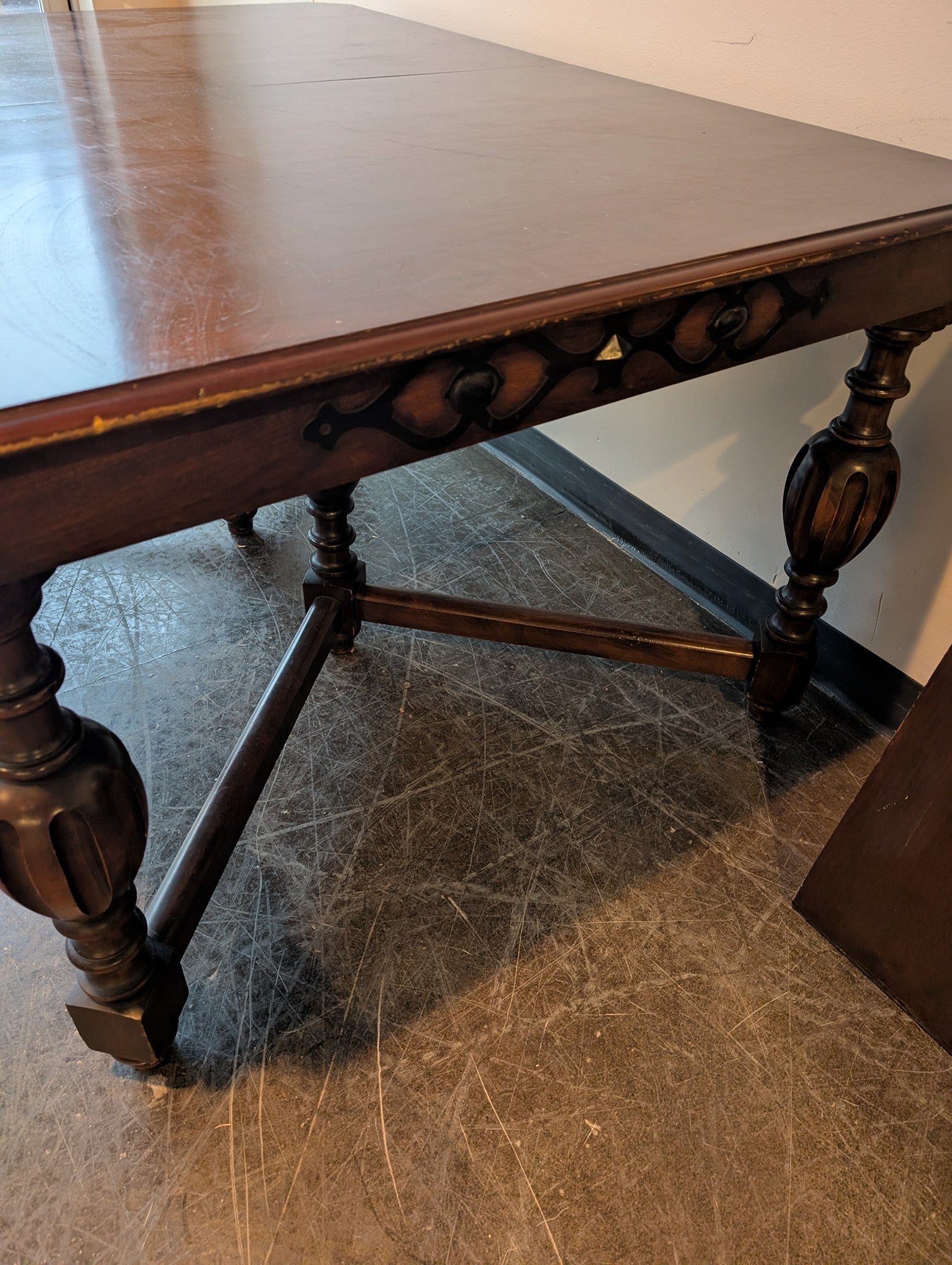Vintage Style Dark Wood Dining Table with Turned Legs