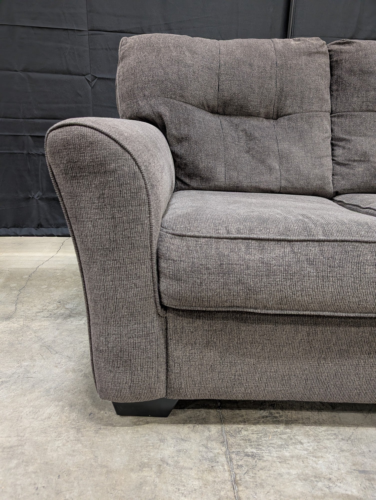 Compact Grey Textured Fabric Loveseat with Accent Pillows