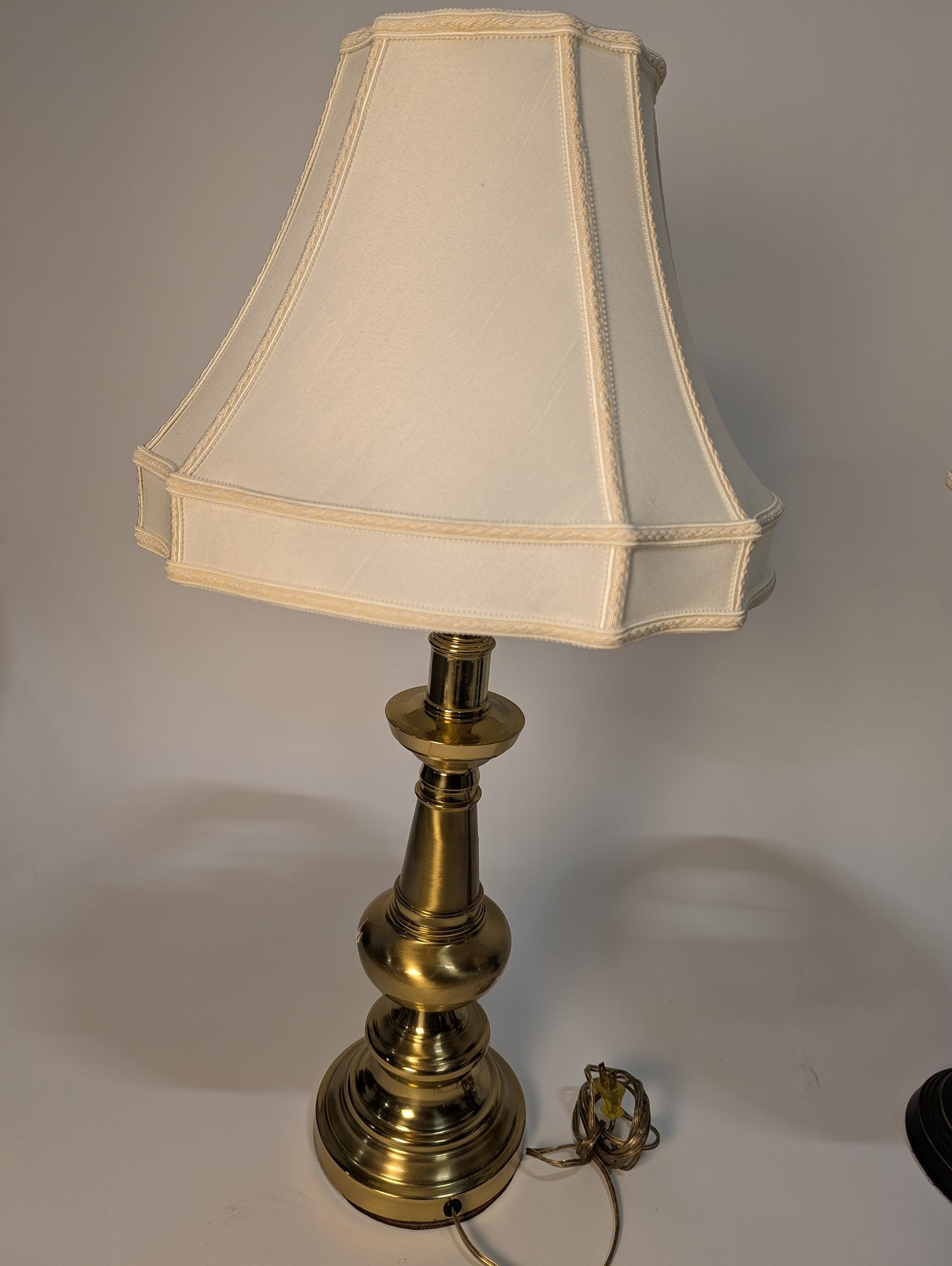 Classic Polished Brass Toned Table Lamp with Scalloped Fabric Shade