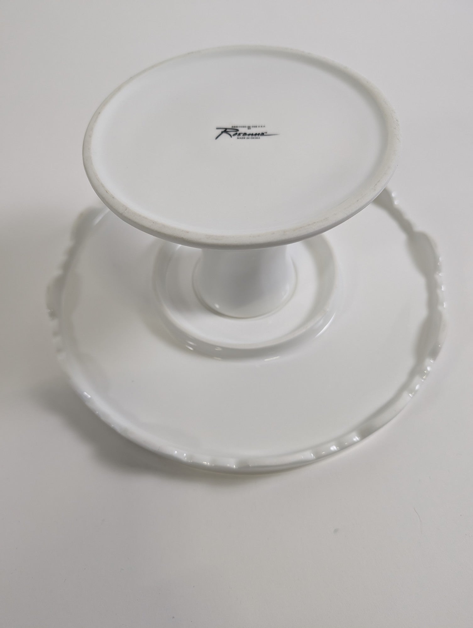 Rosanna Scalloped Edge White Pedestal Cake Stand