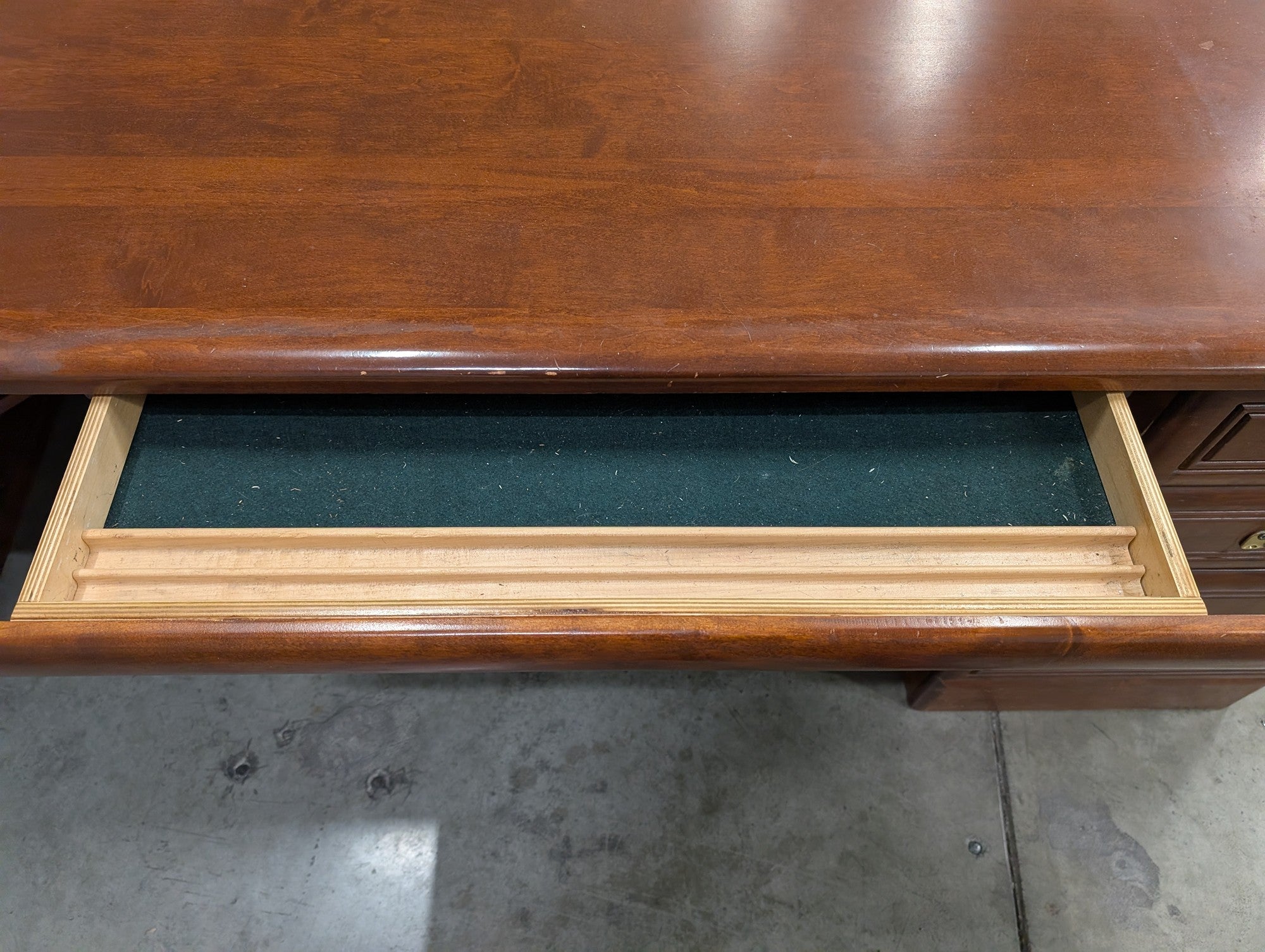 Sturdy Traditional Wood Office Desk with Storage - Reddish-Brown Finish